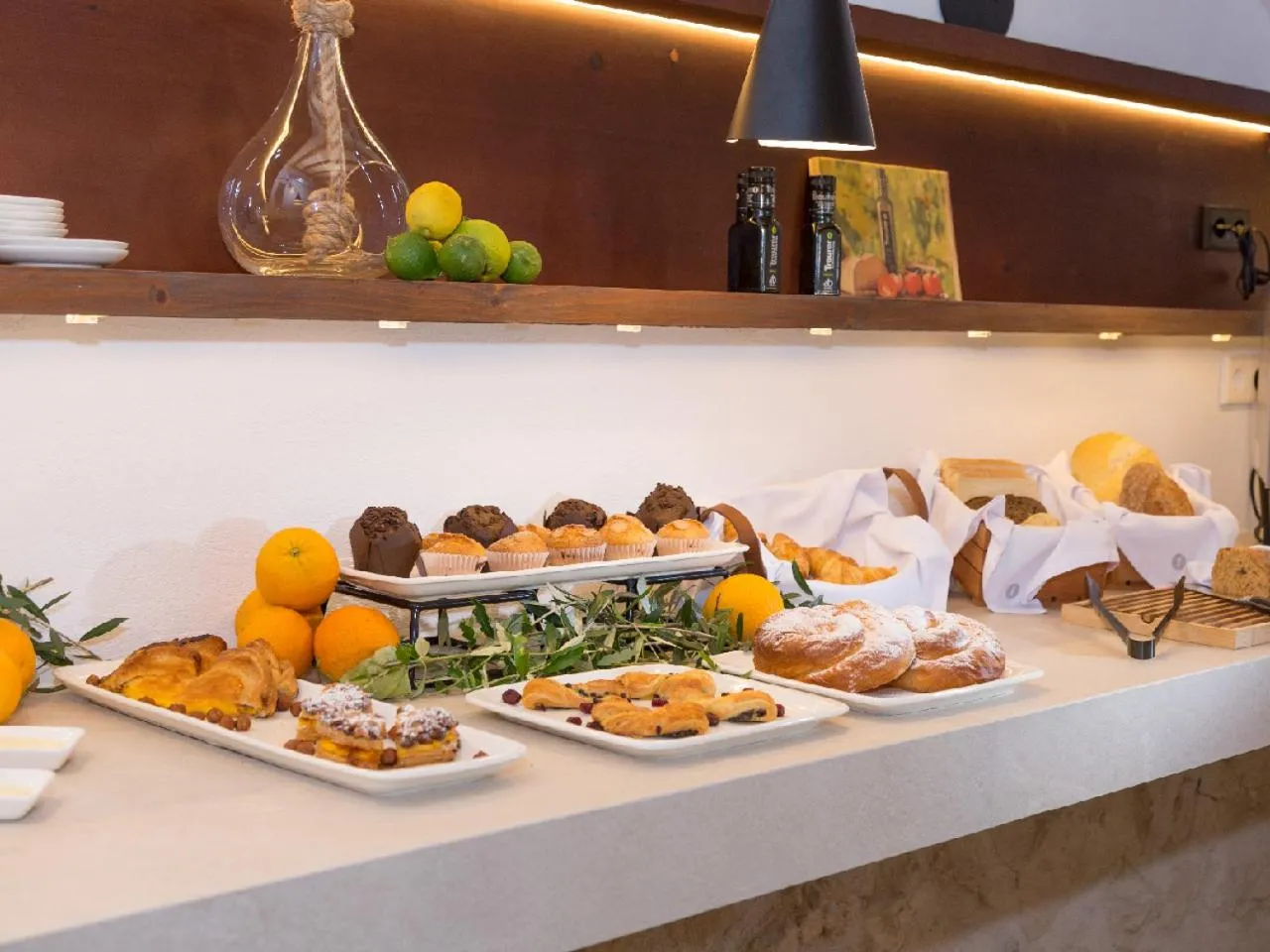 Restaurant/places to eat in Fincahotel Treurer - Olive Grove & Grand House - Adults Only