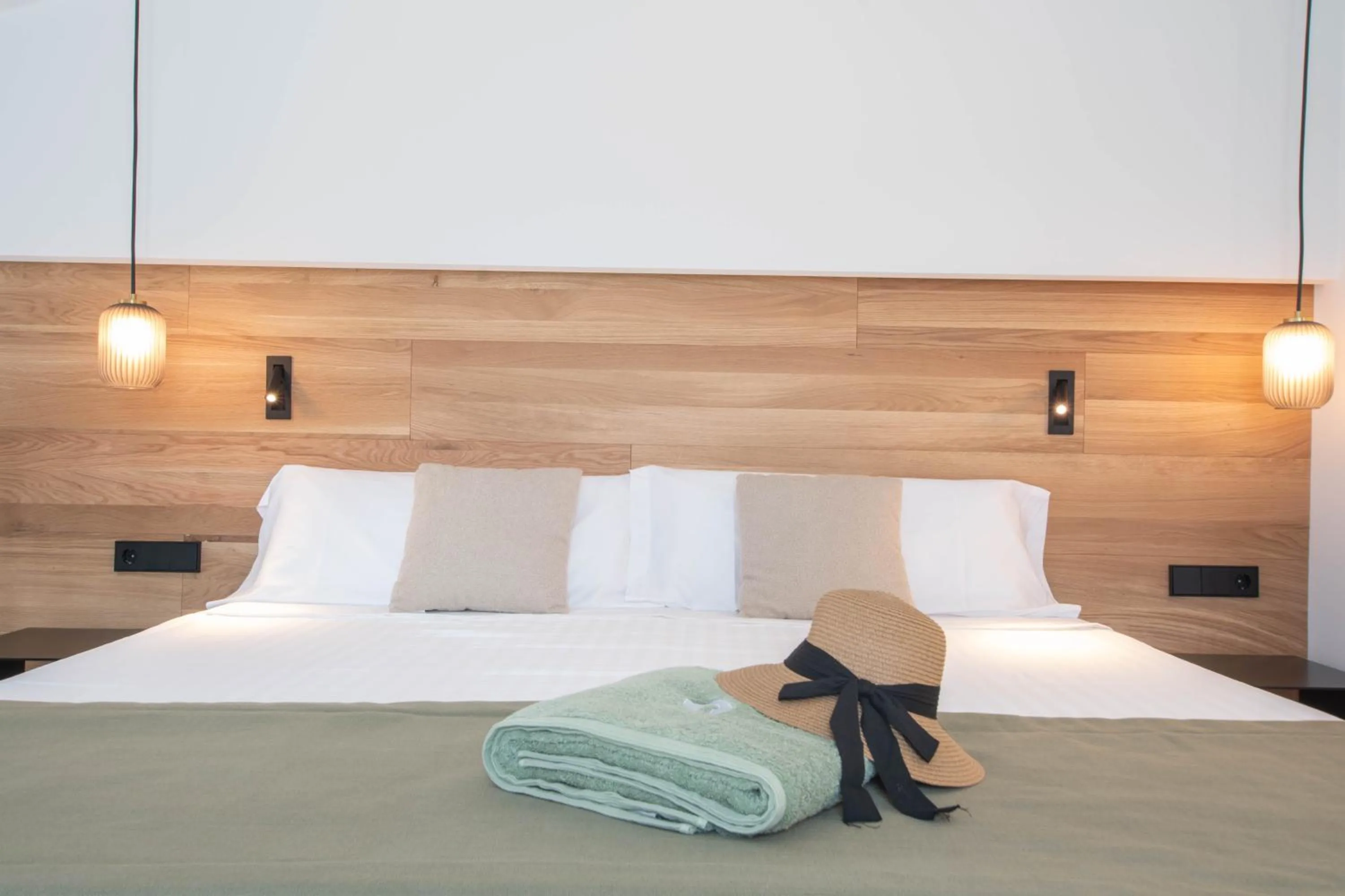 Bed in Fincahotel Treurer - Olive Grove & Grand House - Adults Only