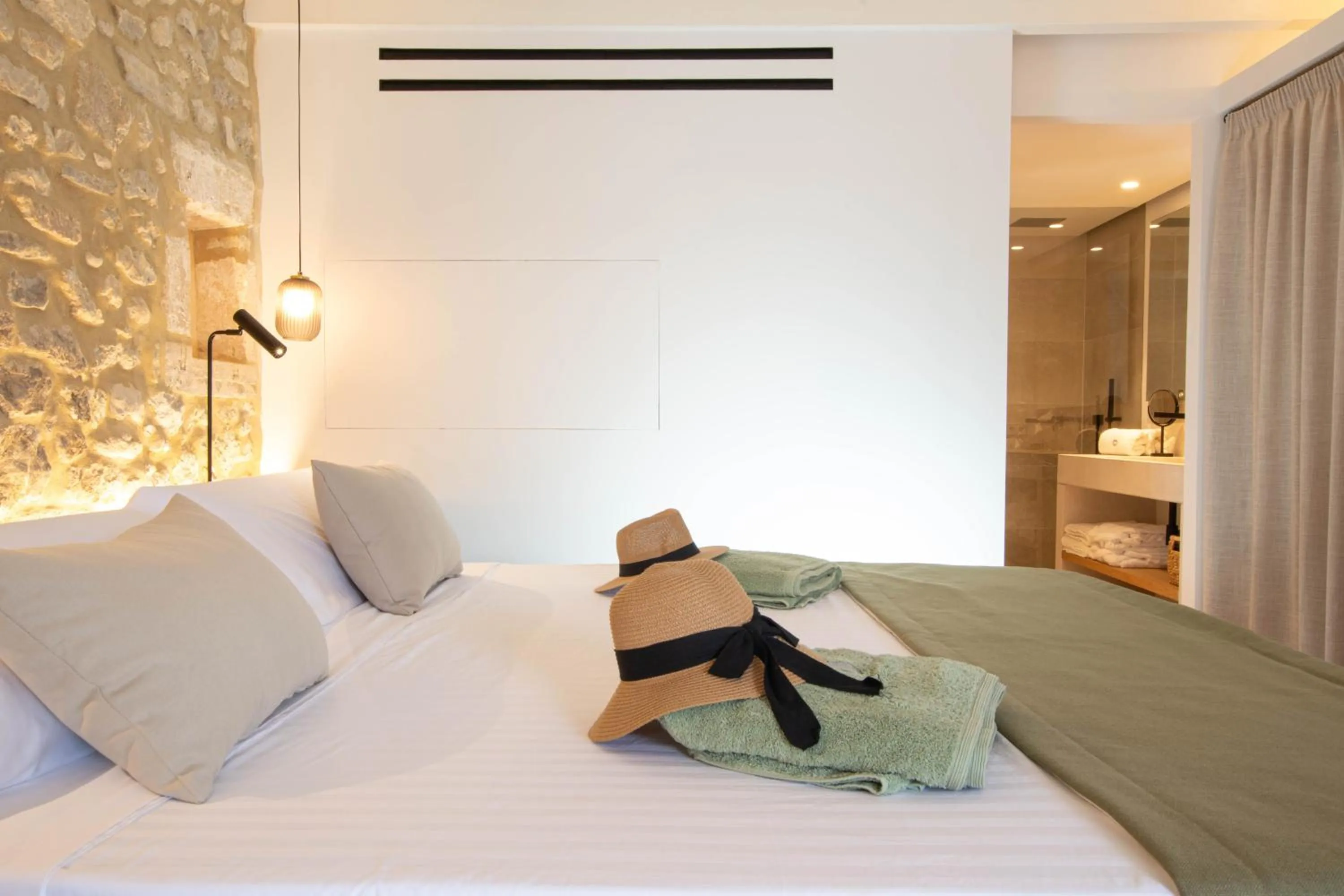 Bed in Fincahotel Treurer - Olive Grove & Grand House - Adults Only