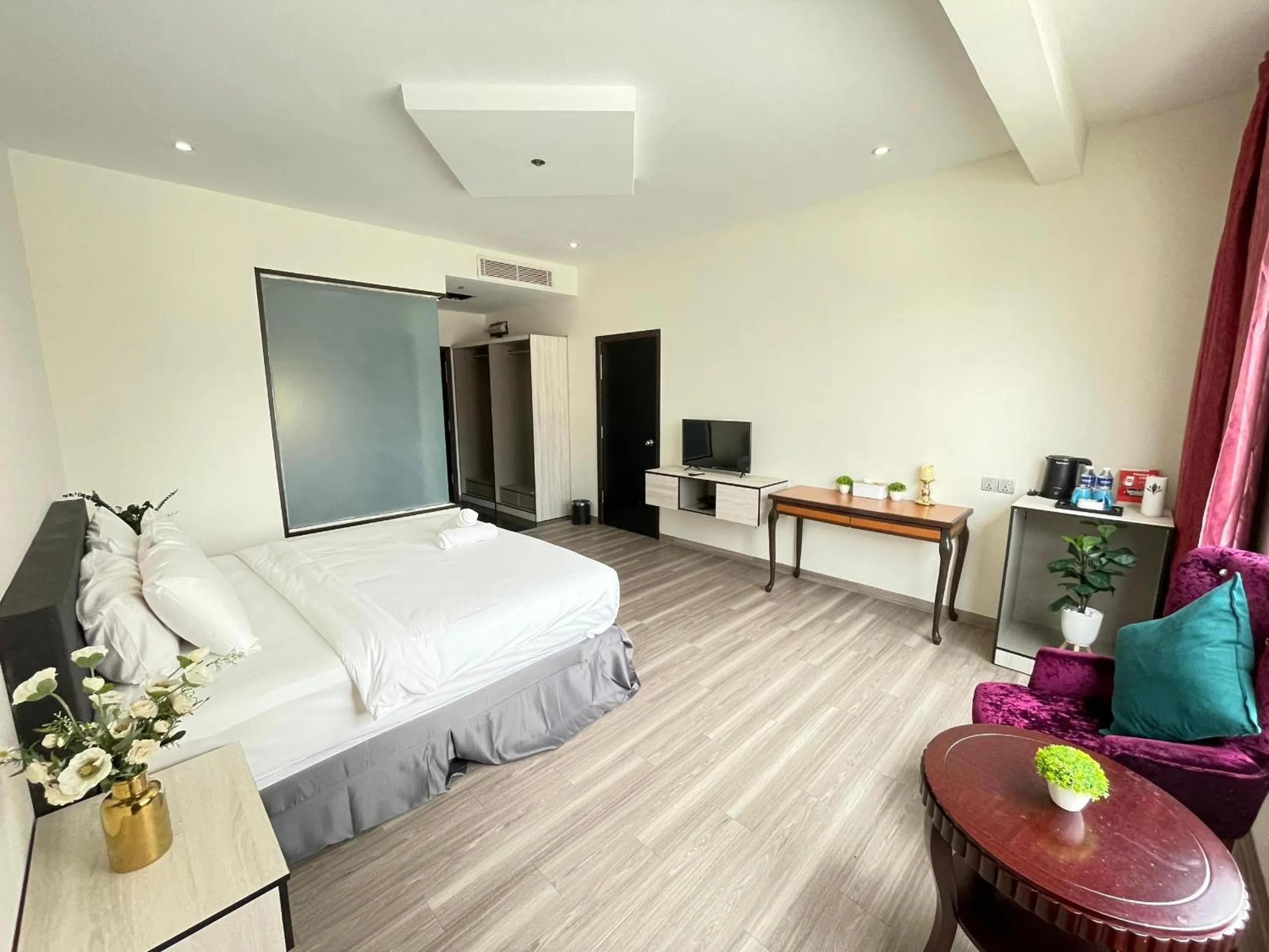 TV and multimedia, Bed in Kingston Hotel - Jalan Tuanku Abdul Rahman