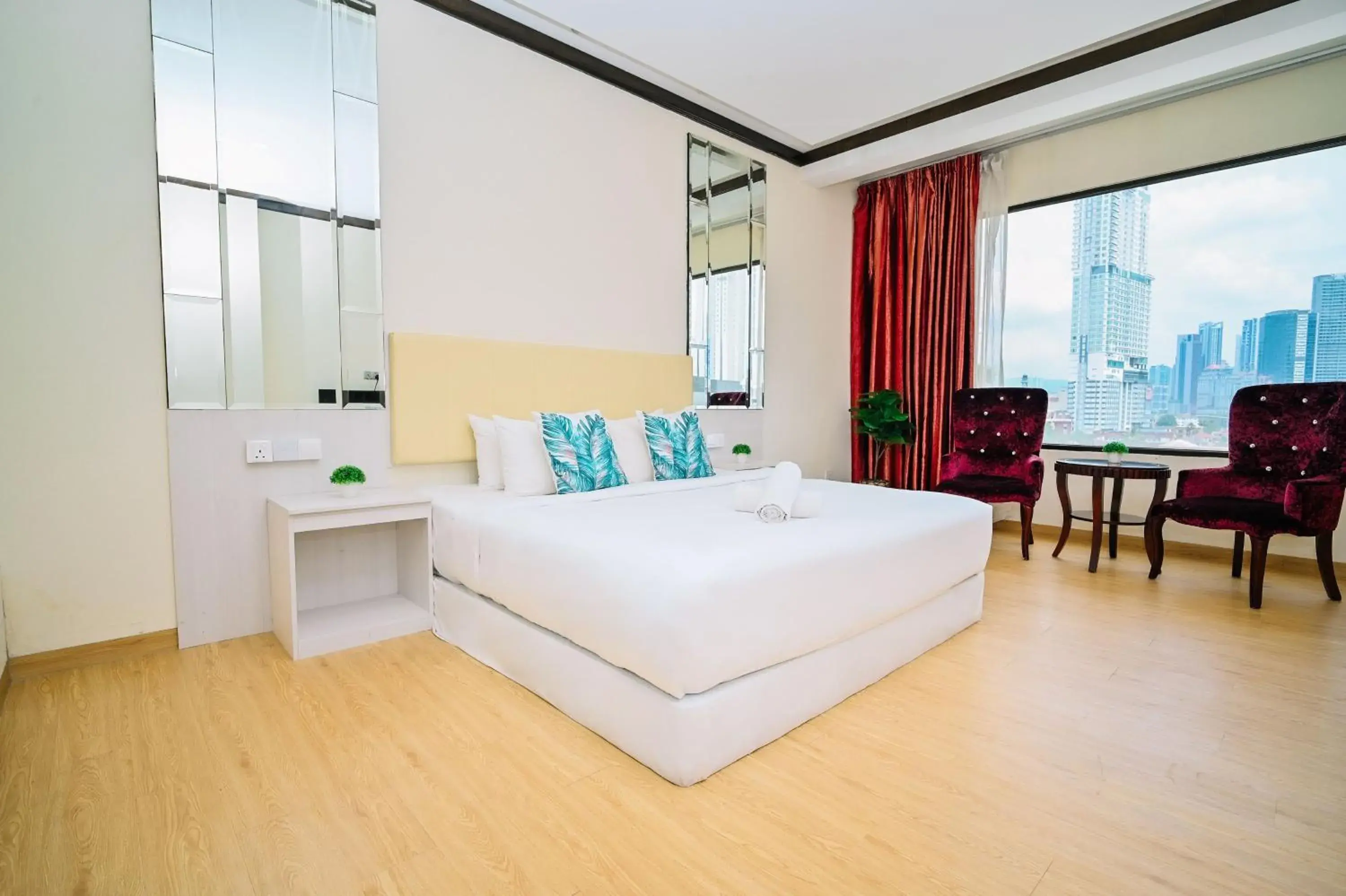 Deluxe King KLCC View in Kingston Hotel 5 - Chow Kit Deluxe King KLCC View in Kingston Hotel 5 - Chow Kit