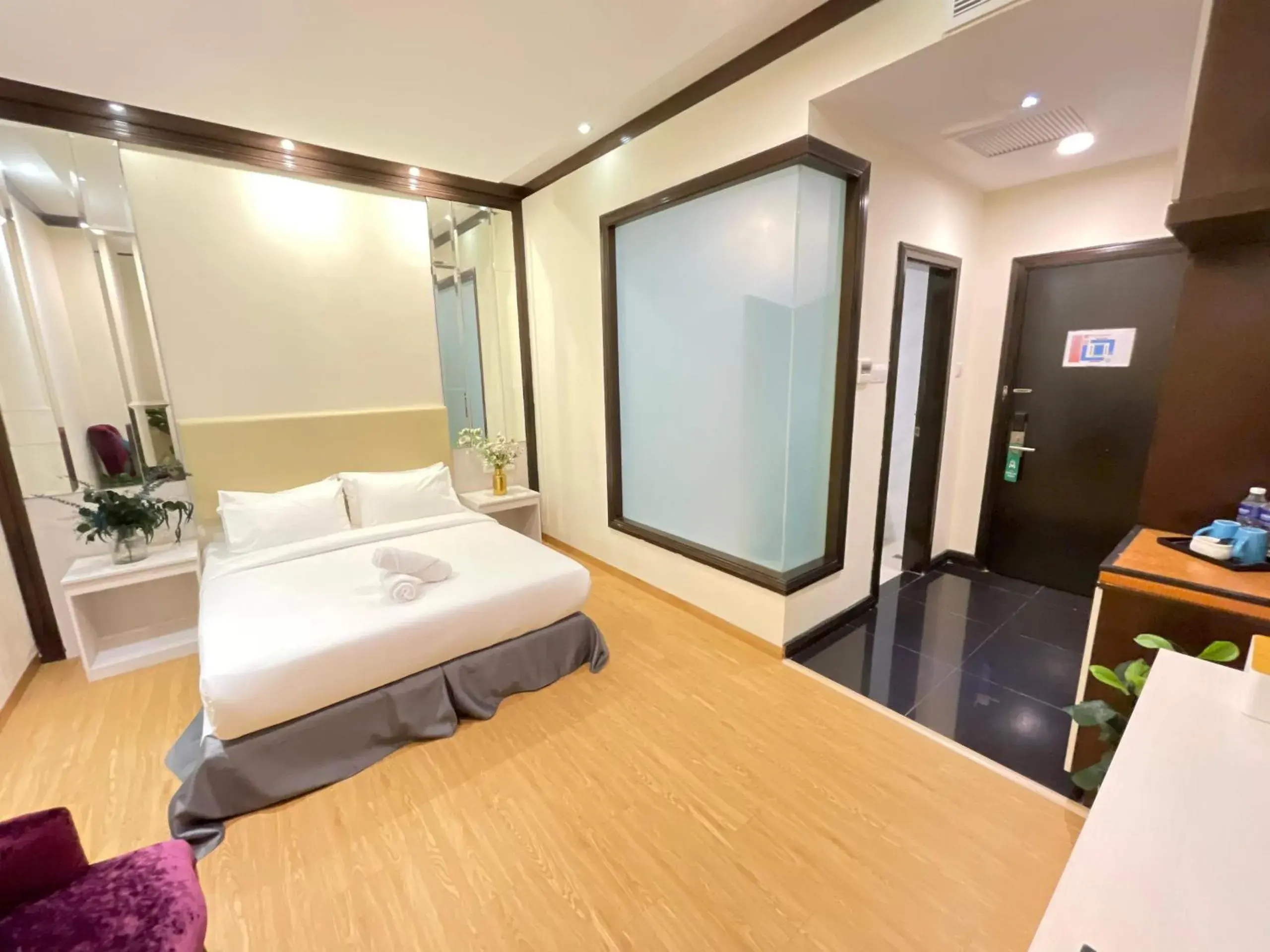 Bedroom, Bed in Kingston Hotel - Jalan Tuanku Abdul Rahman Bedroom, Bed in Kingston Hotel - Jalan Tuanku Abdul Rahman