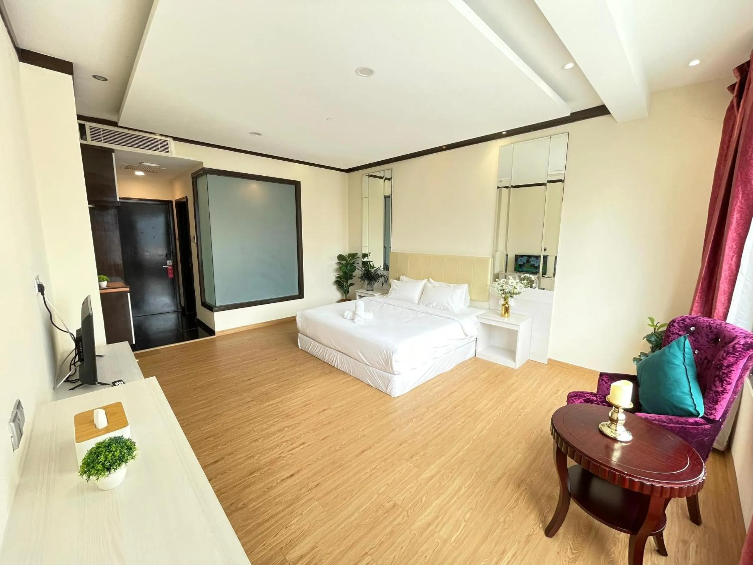 Bed in Kingston Hotel - Jalan Tuanku Abdul Rahman