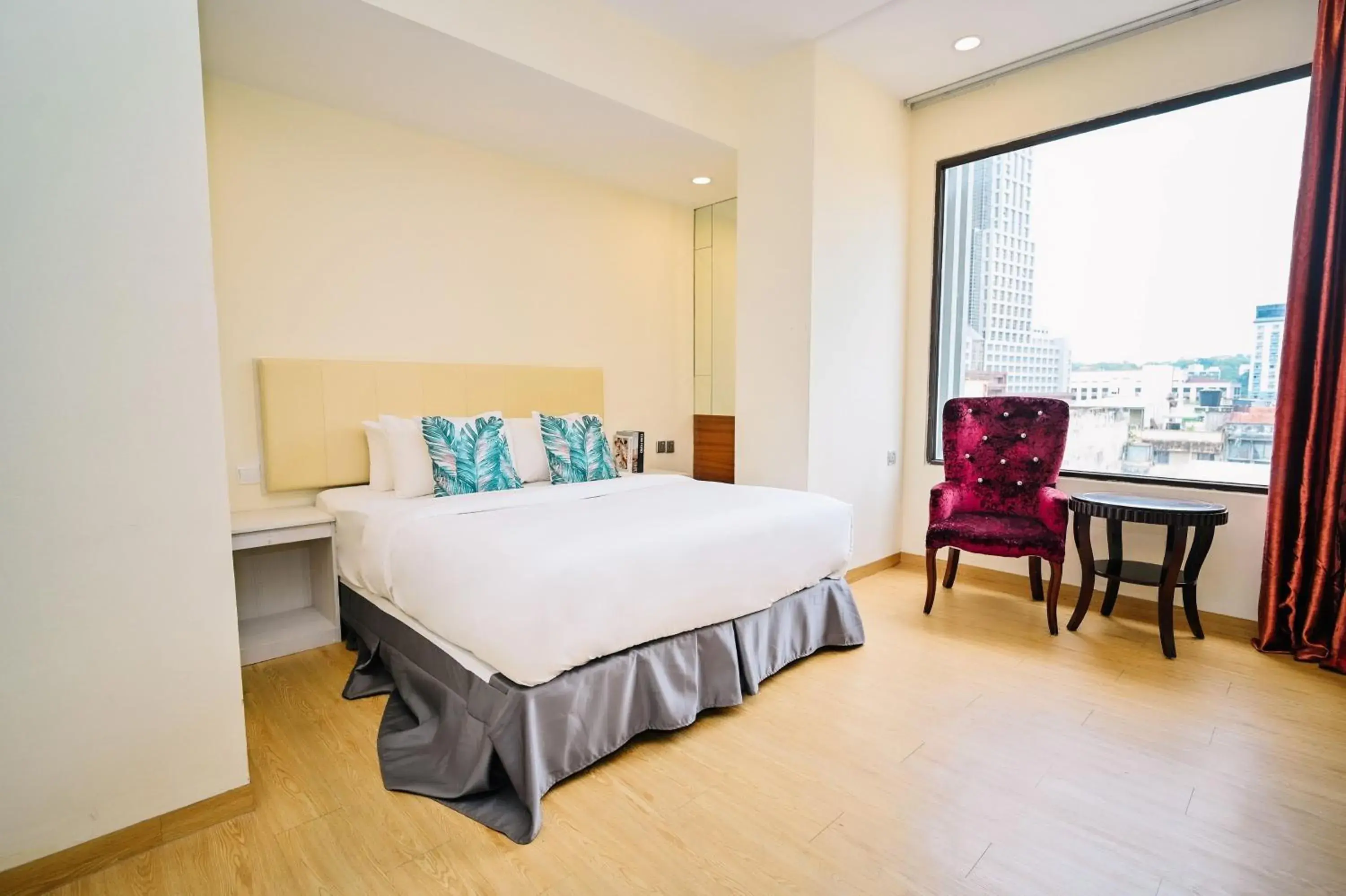 Deluxe Queen Bed, City View in Kingston Hotel 5 - Chow Kit Deluxe Queen Bed, City View in Kingston Hotel 5 - Chow Kit