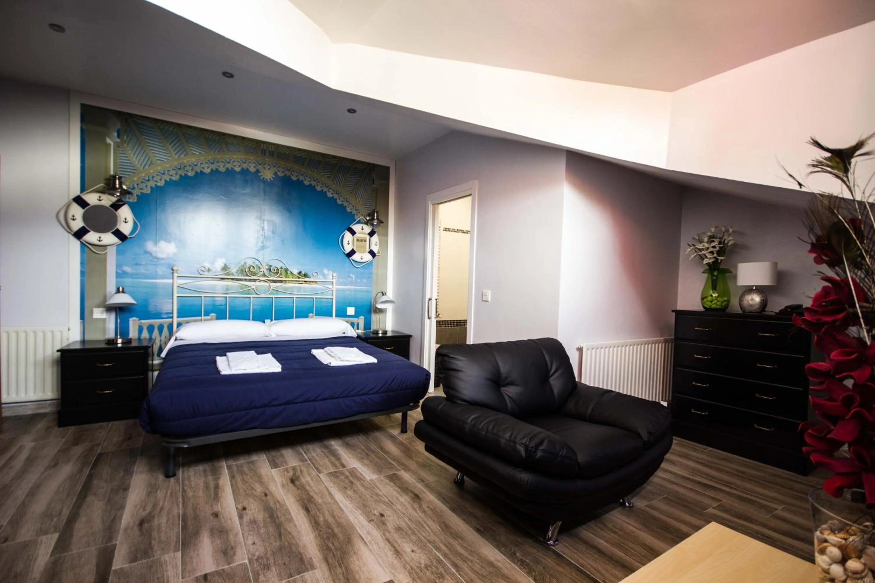 Photo of the whole room, Bed in Hotel Ria de Bilbao