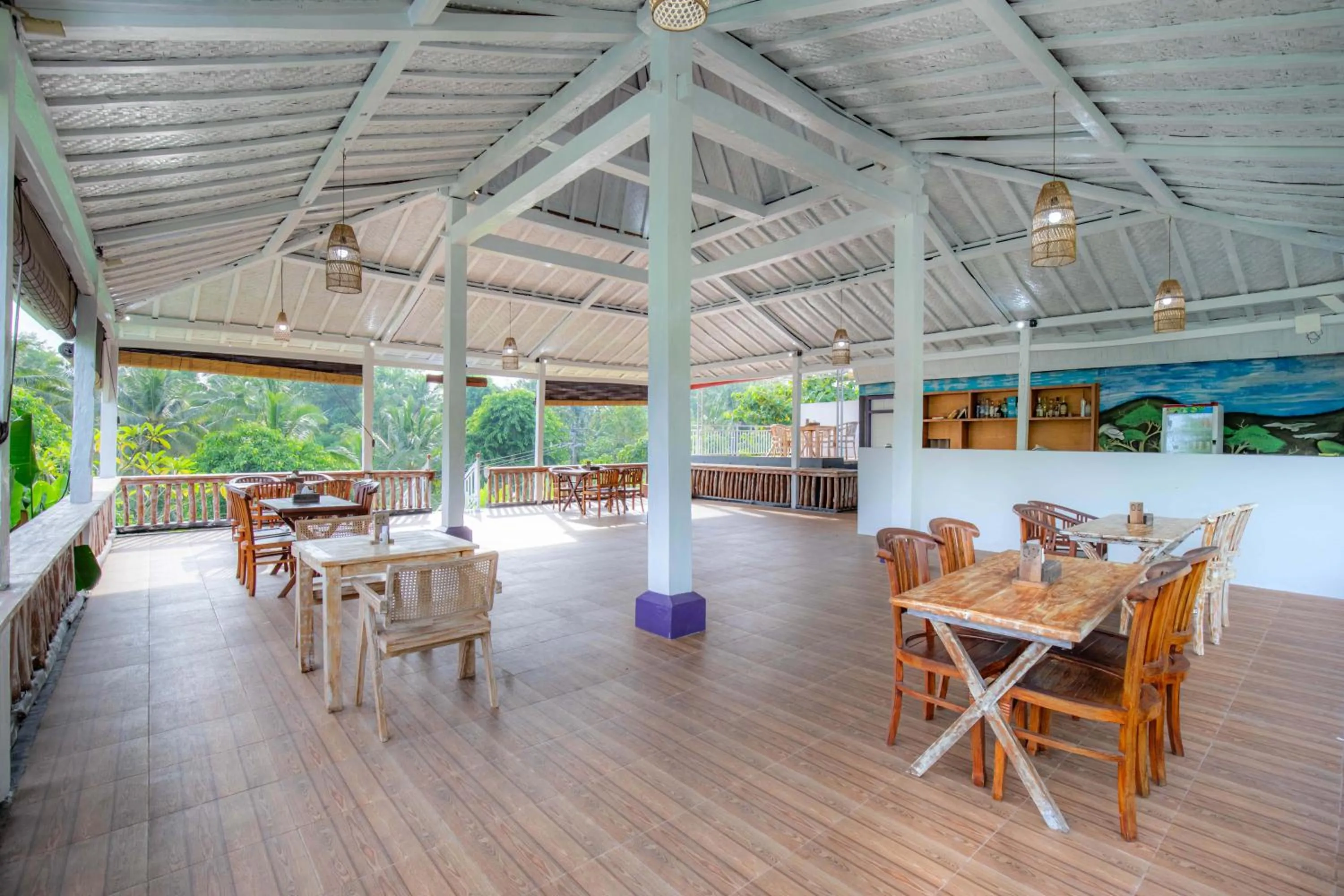 Restaurant/places to eat in The Kleep Jungle Resort