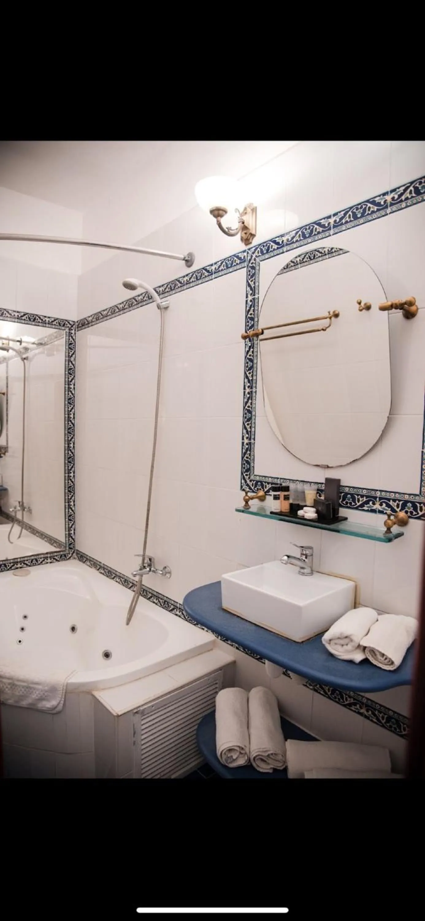 Bathroom in וילה תהילה המחודש - The new Villa Tehila