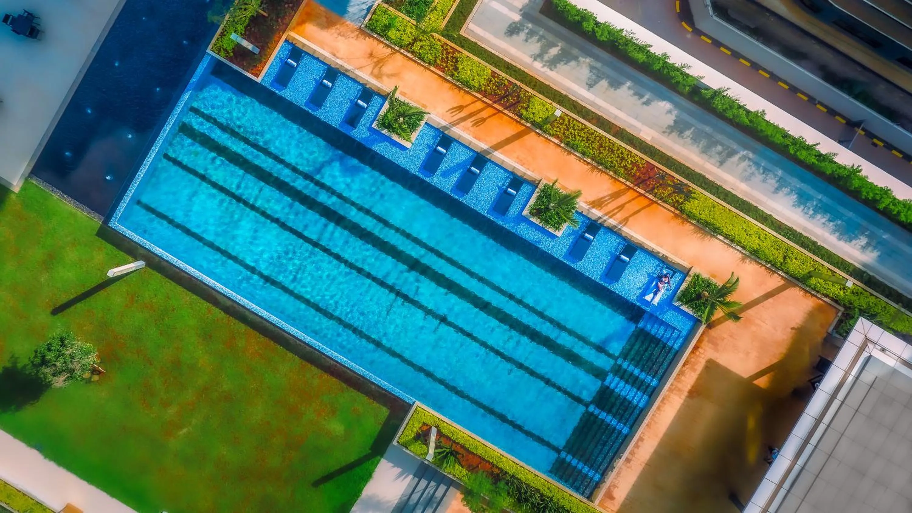 Swimming pool in Pan Pacific Serviced Suites Nairobi