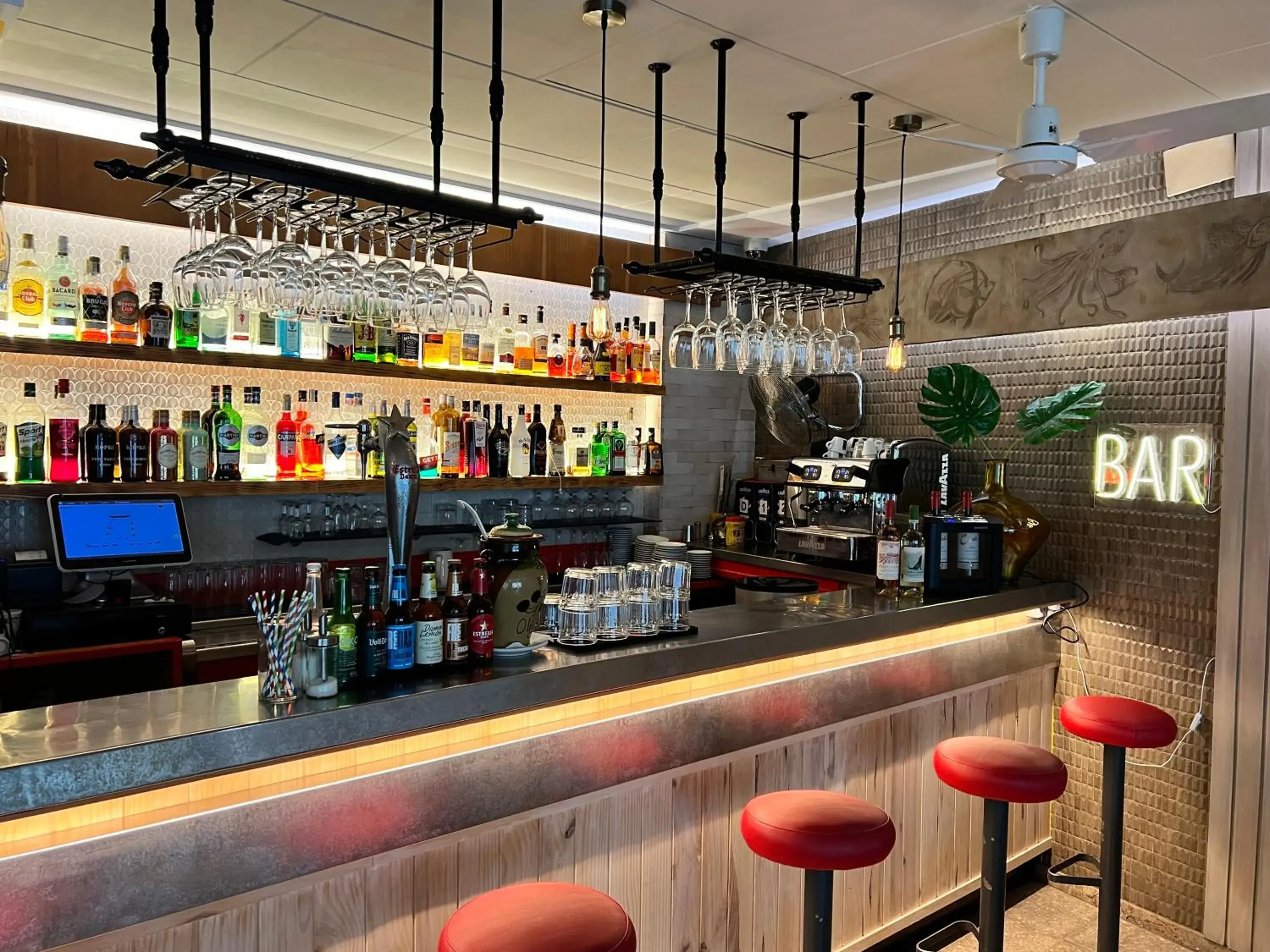 Lounge or bar in Hostal ROM Familiar Lounge or bar in Hostal ROM Familiar