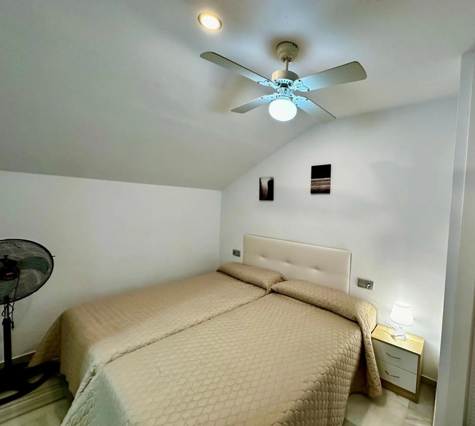 Bedroom, Bed in Apartamentos Las Rosas de Capistrano