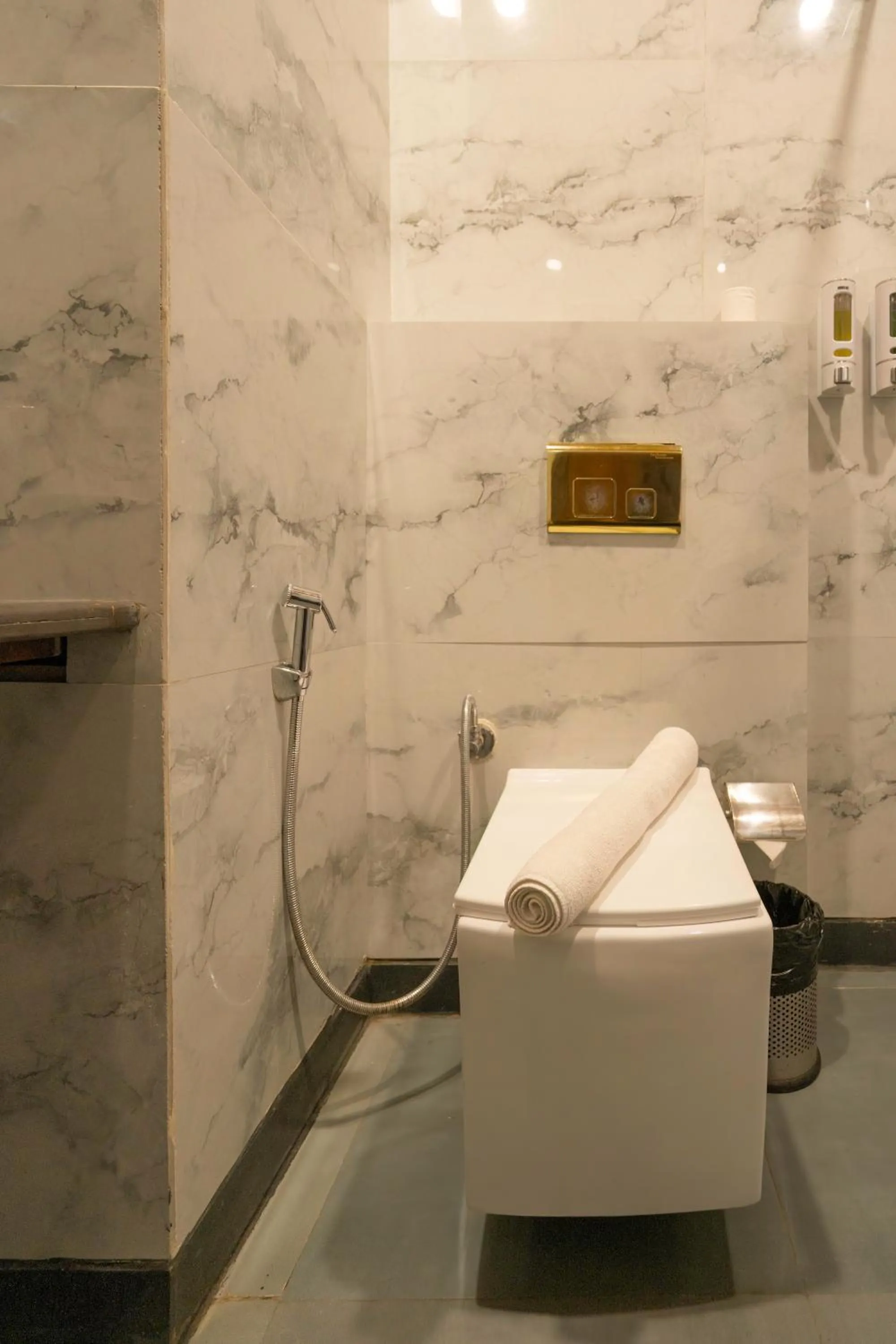 Bathroom in ANANTUM GATEWAY RESORTS