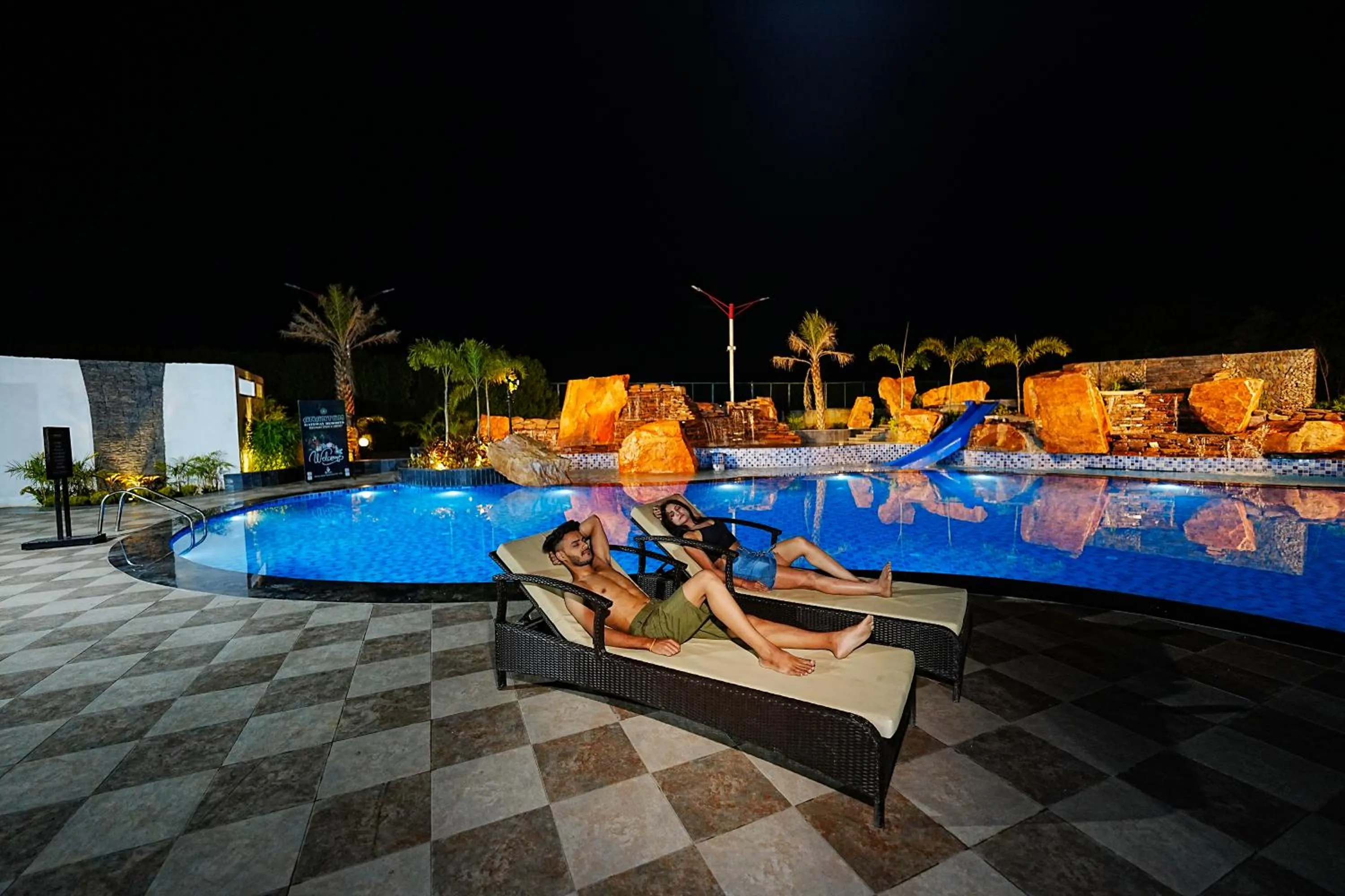 Swimming pool in ANANTUM GATEWAY RESORTS