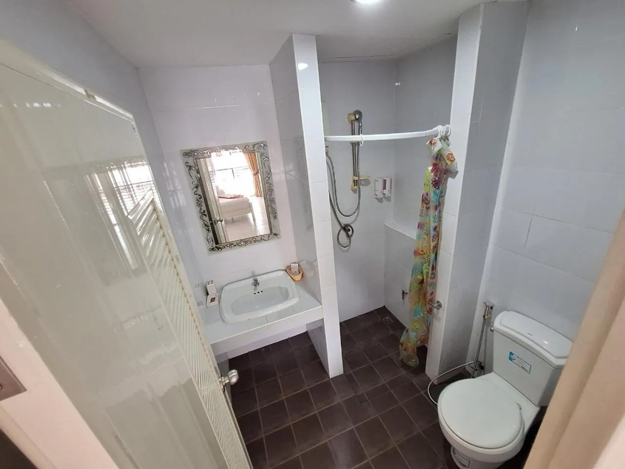 Shower in Sea Boss Homestay