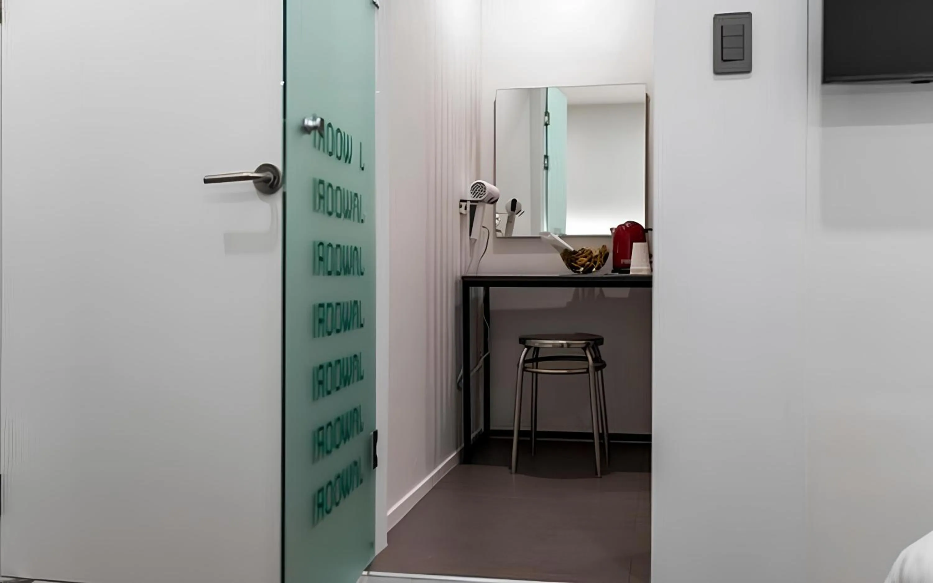 hair dryier in Songdo The Seoleim Hotel Stay
