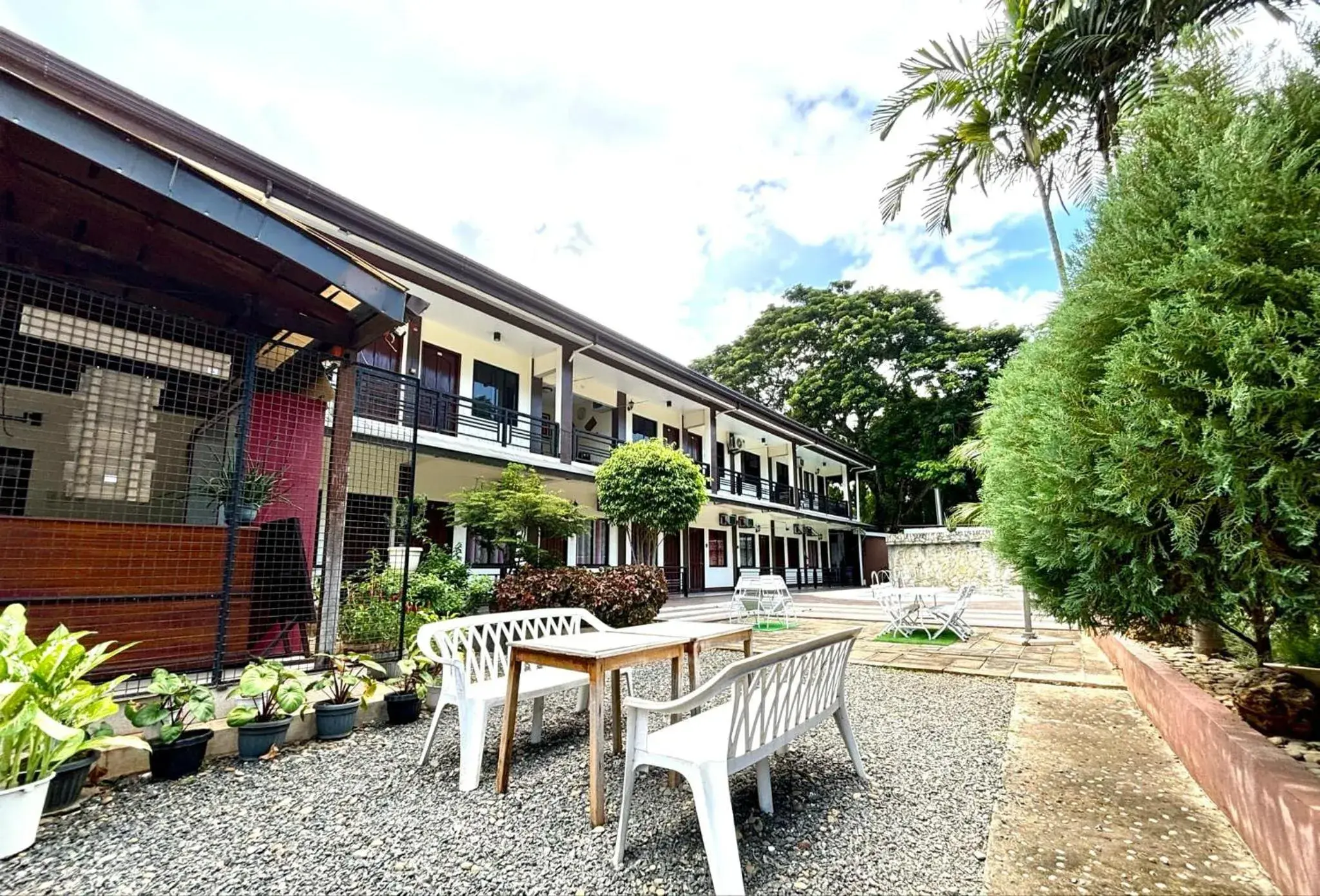 Property building in DIAKOPES INN Property building in DIAKOPES INN
