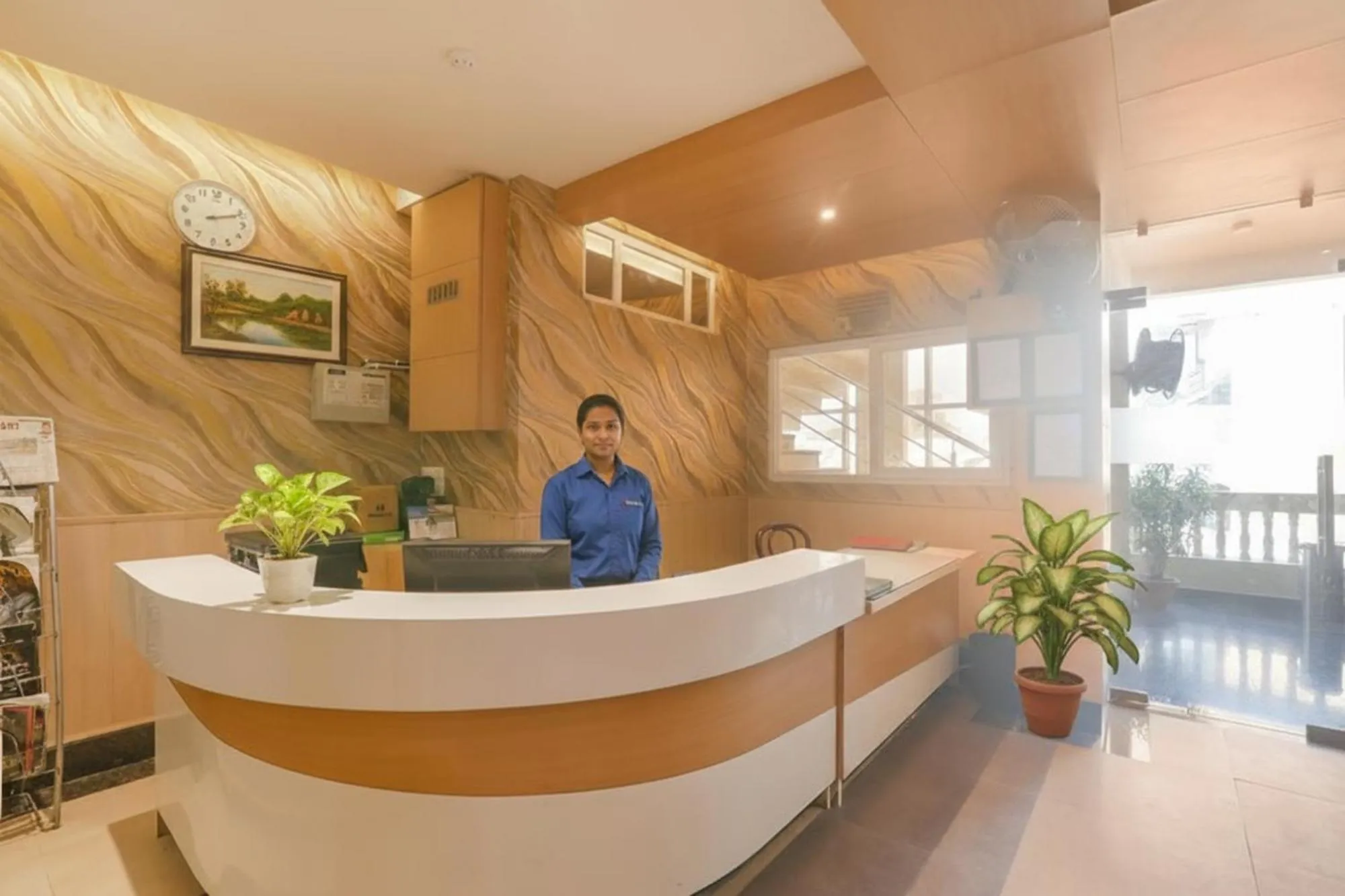 Lobby or reception in FabHotel Raghubar Kripa