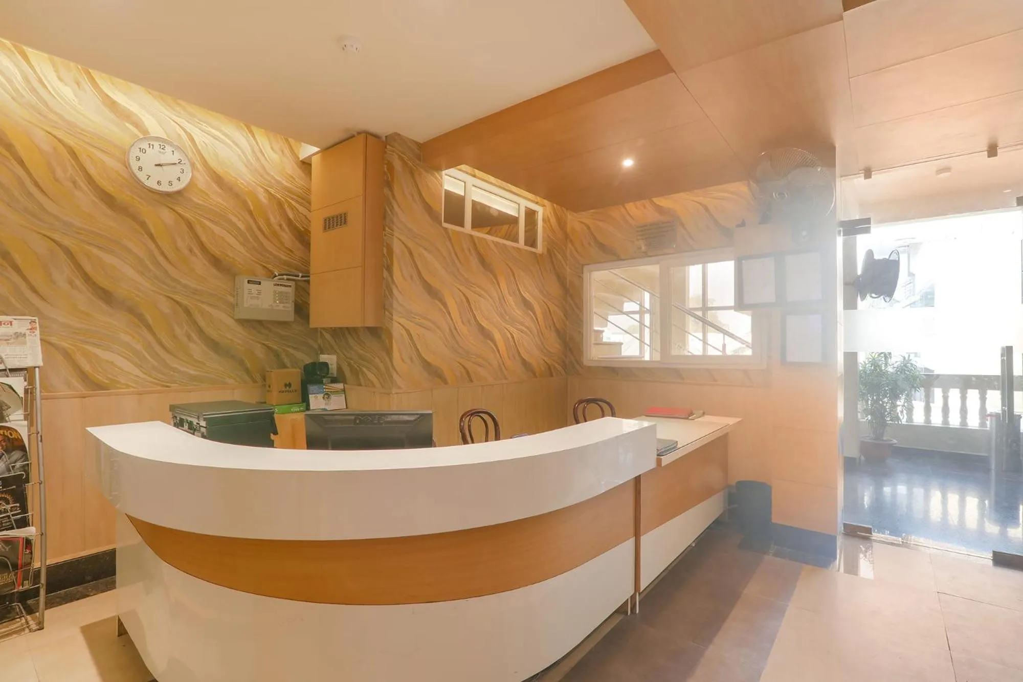 Lobby or reception in FabHotel Raghubar Kripa