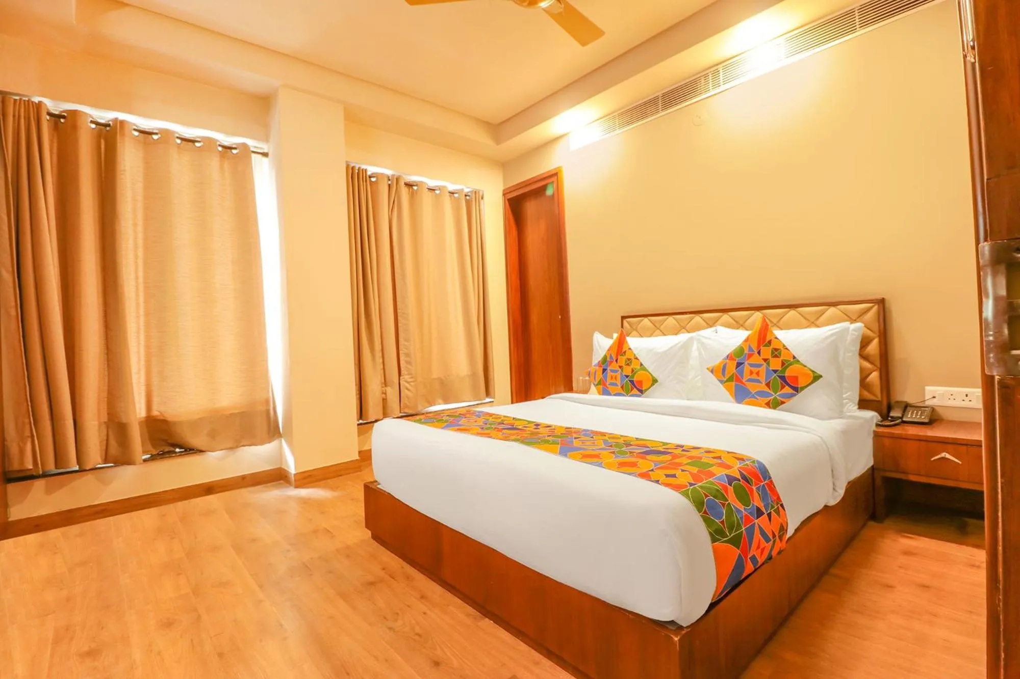 Photo of the whole room, Bed in Oriva Shanit