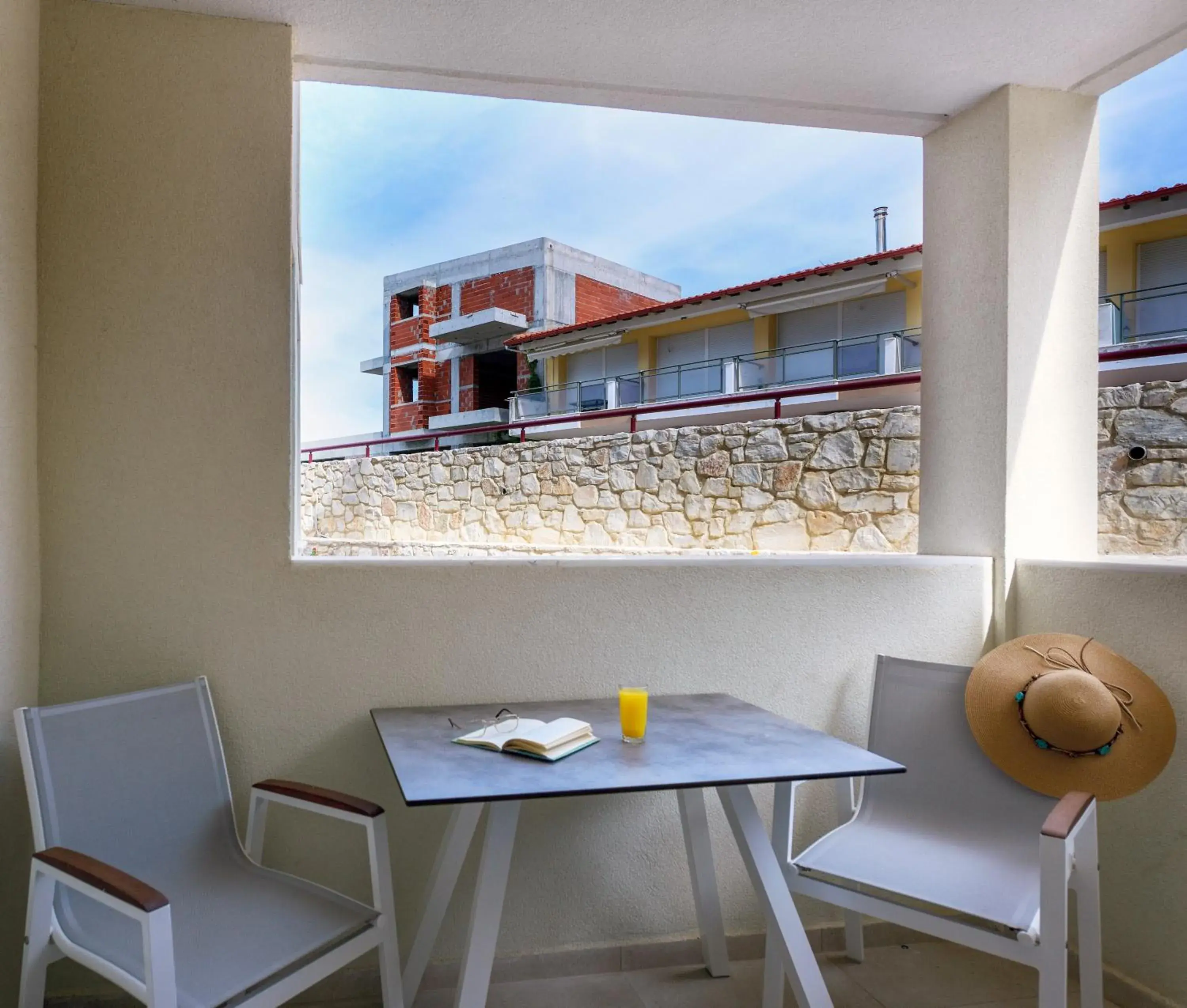 Budget Double Room Semi-basement in Elpiniki Luxury Rooms Budget Double Room Semi-basement in Elpiniki Luxury Rooms