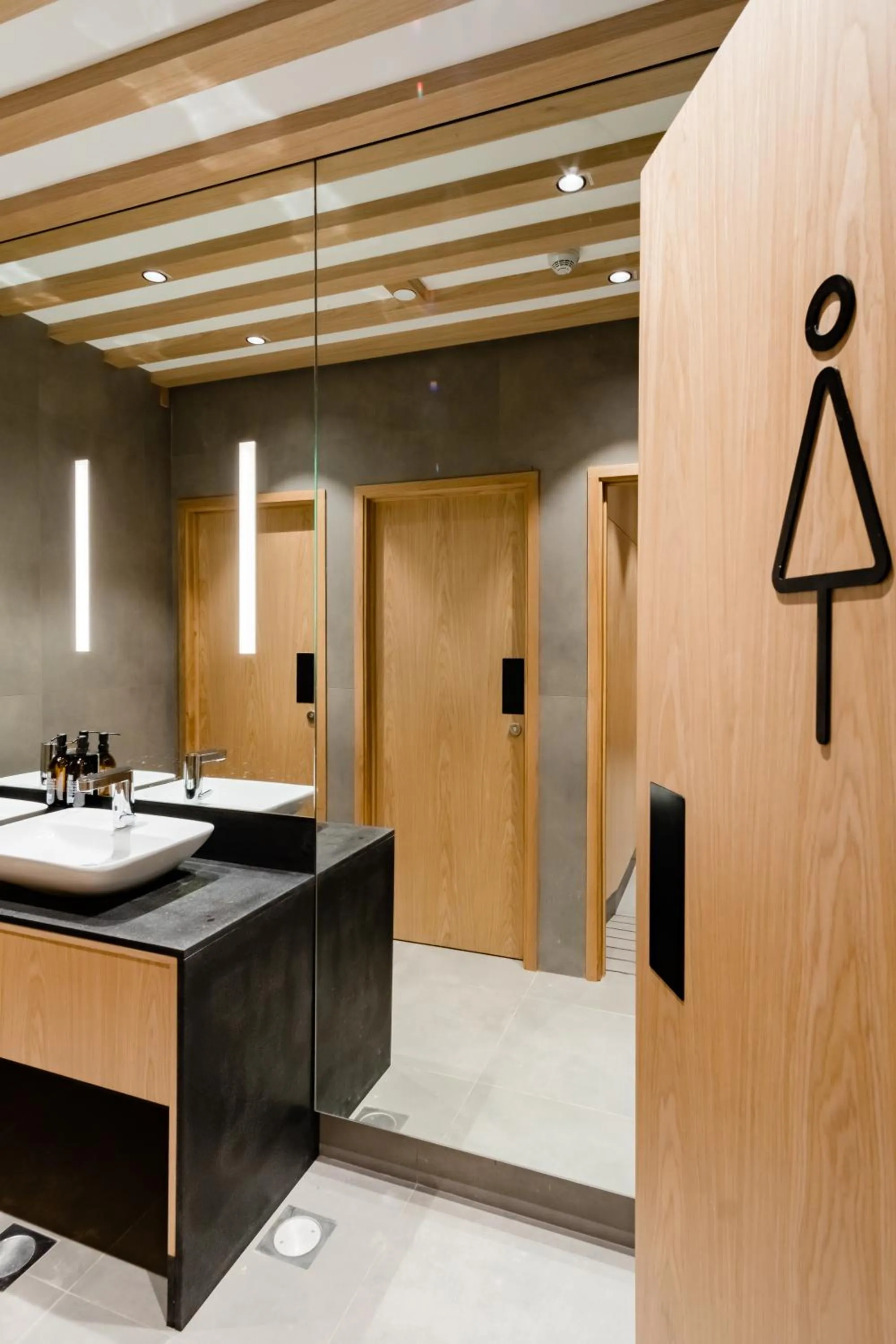 Toilet in Sleepover Doha North Node - formerly sleep 'n fly