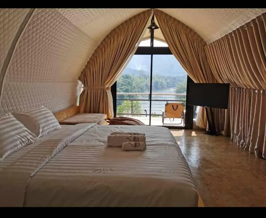 King Room in La Levée Resort King Room in La Levée Resort