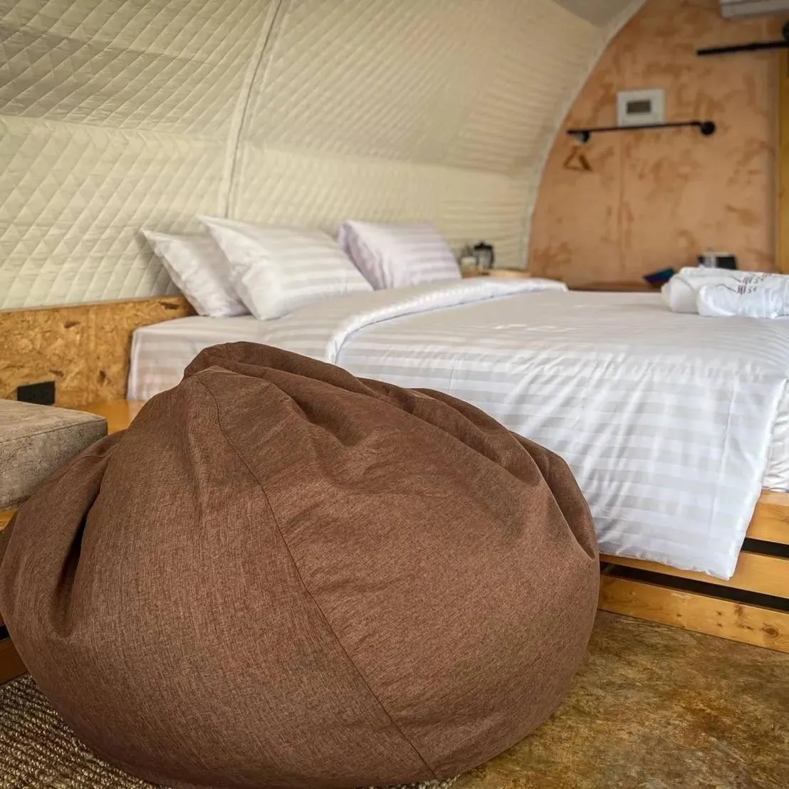 Bed in La Levée Resort