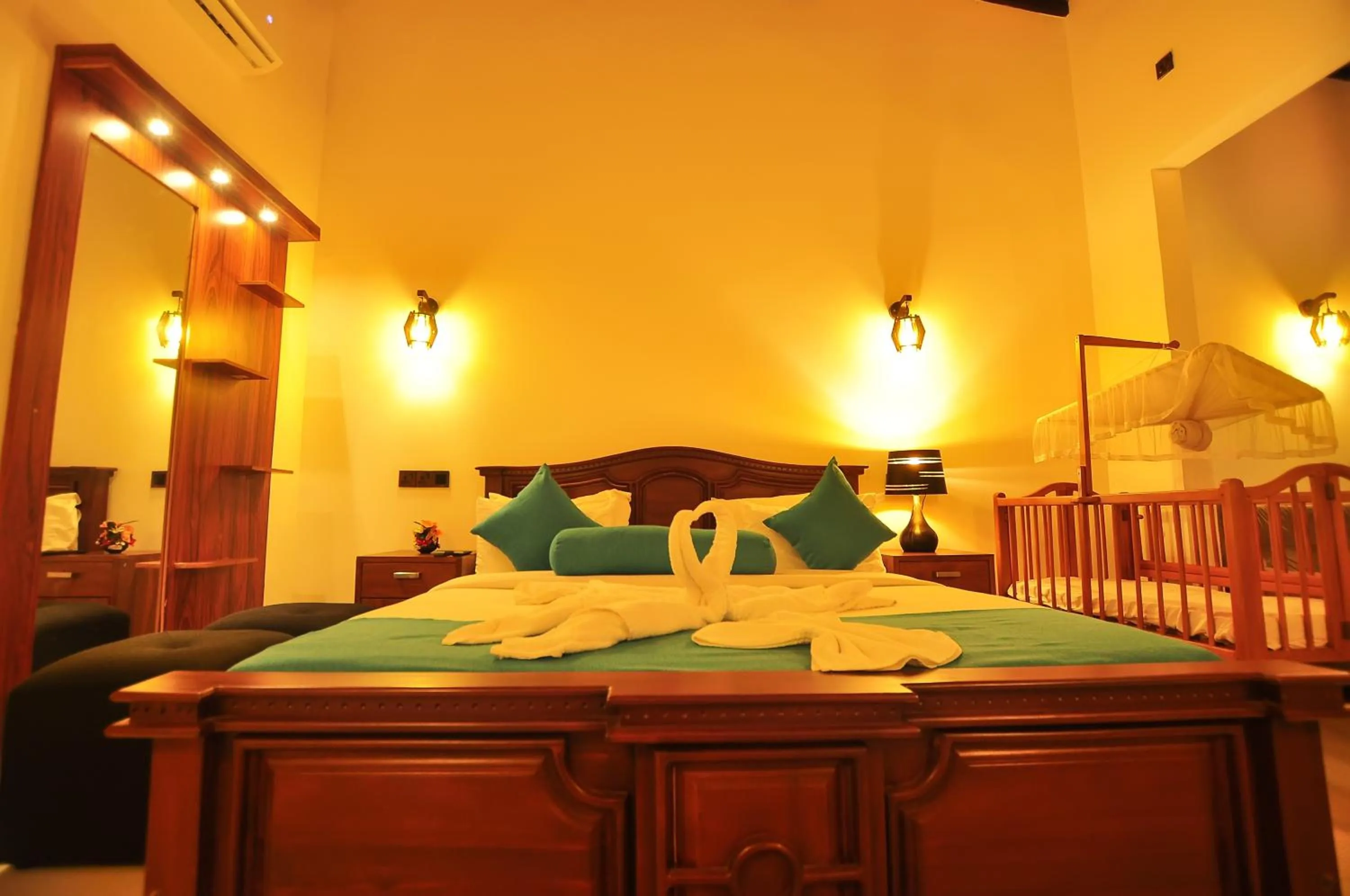 Bedroom, Bed in Sachinro Hotel Mirissa