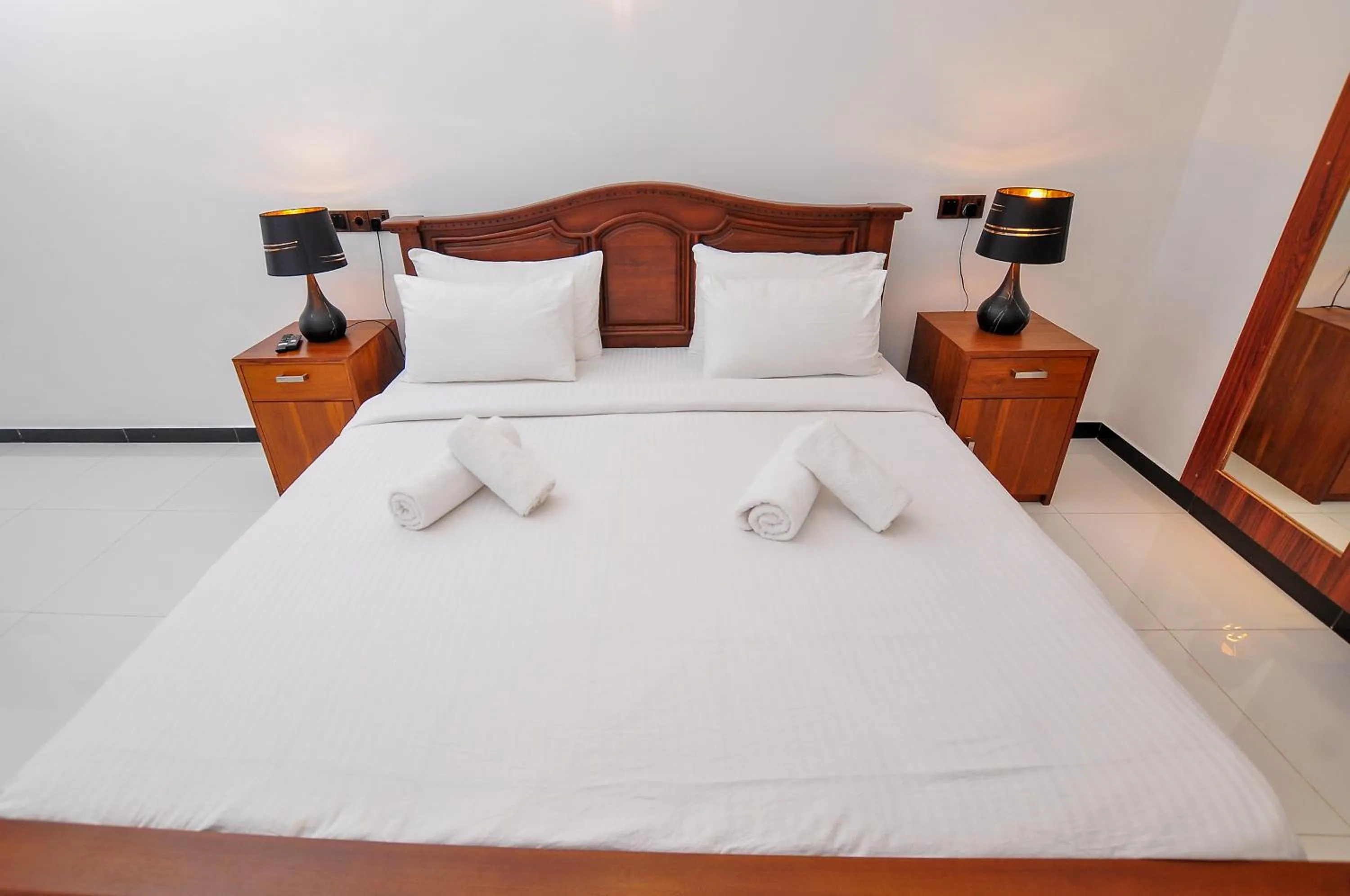 Bed in Sachinro Hotel Mirissa