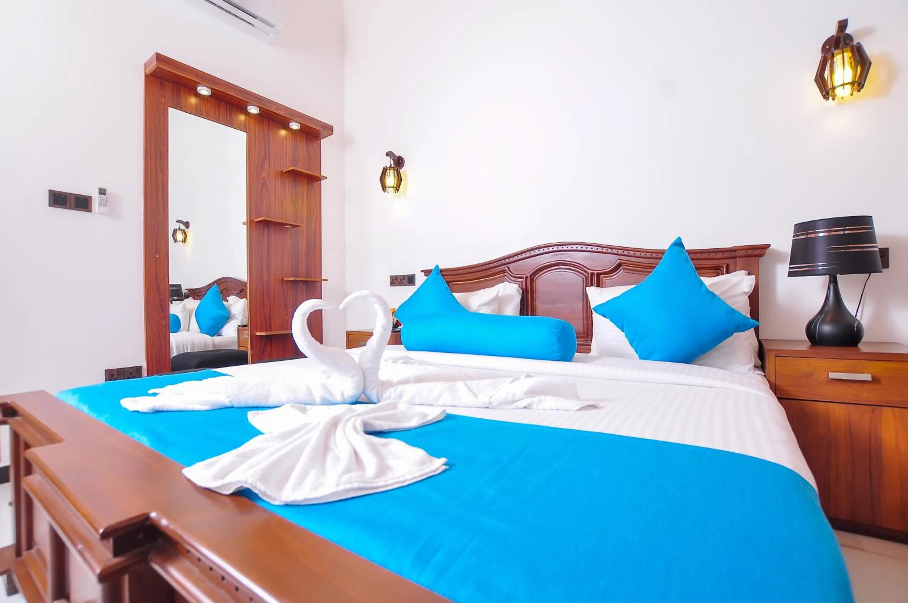 Bedroom, Bed in Sachinro Hotel Mirissa