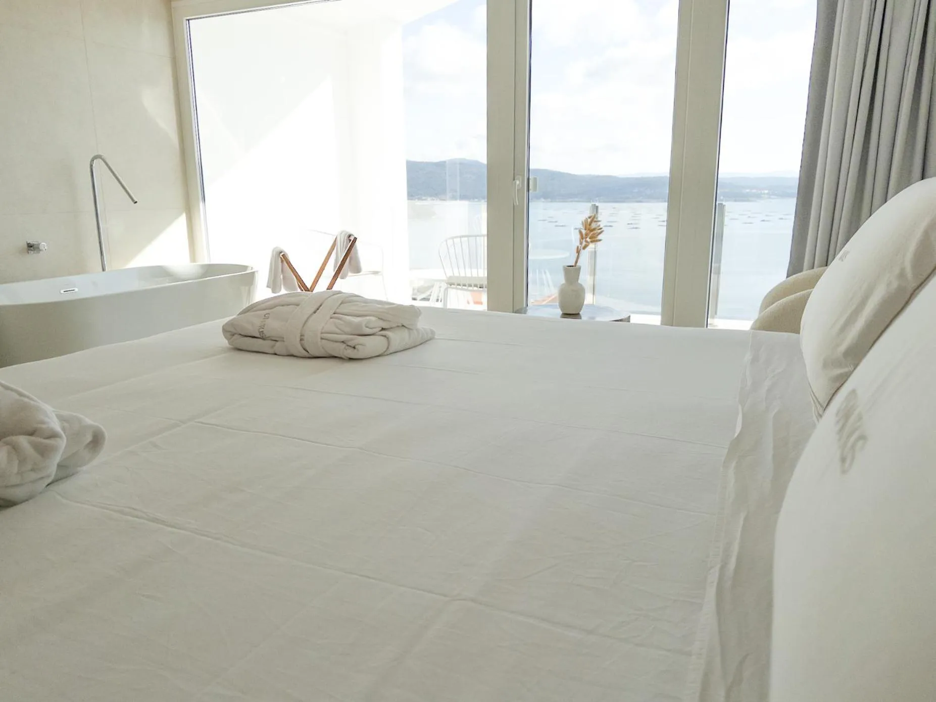 Bedroom in Otantus Hotel