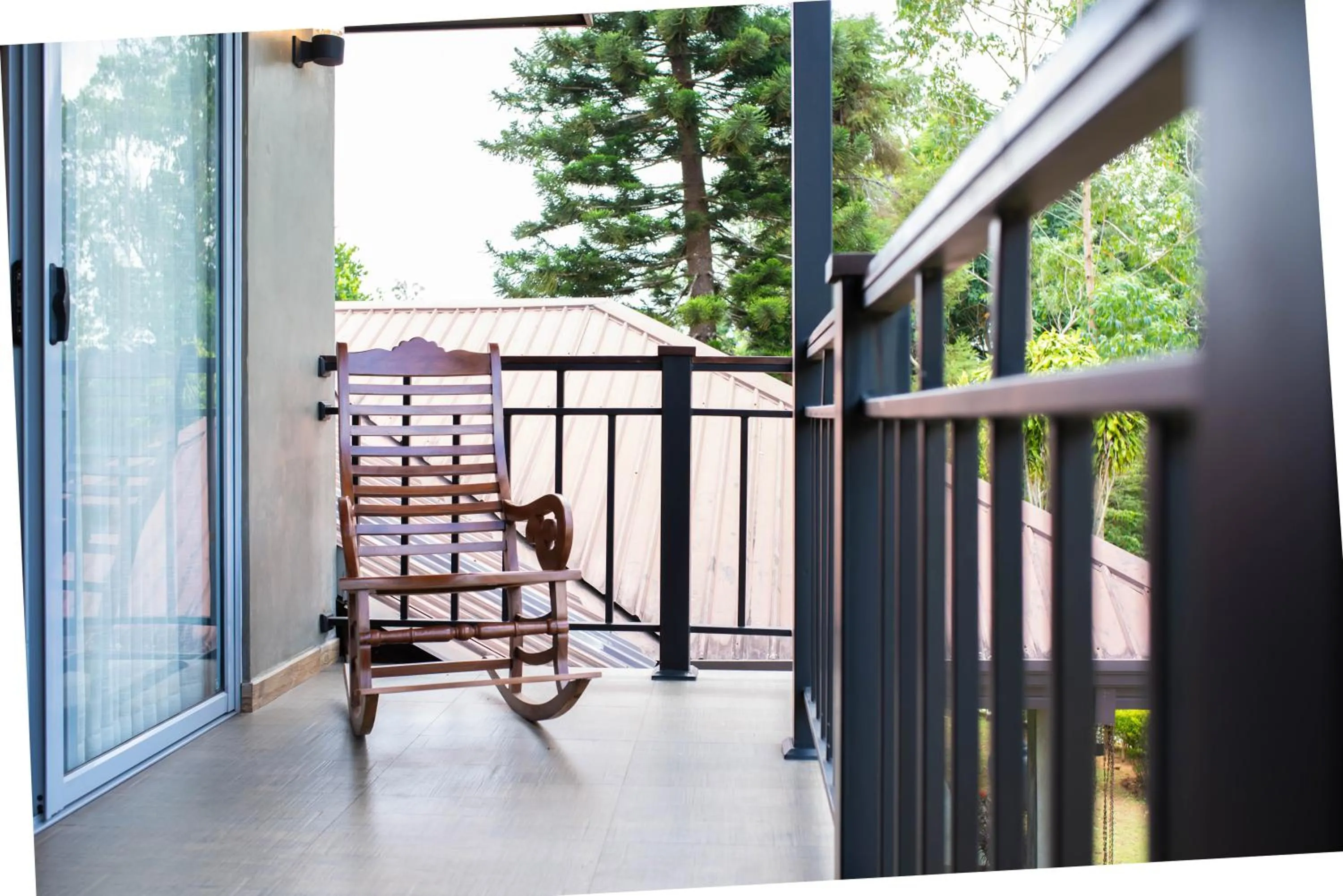 Patio in Grand Argyle Resort