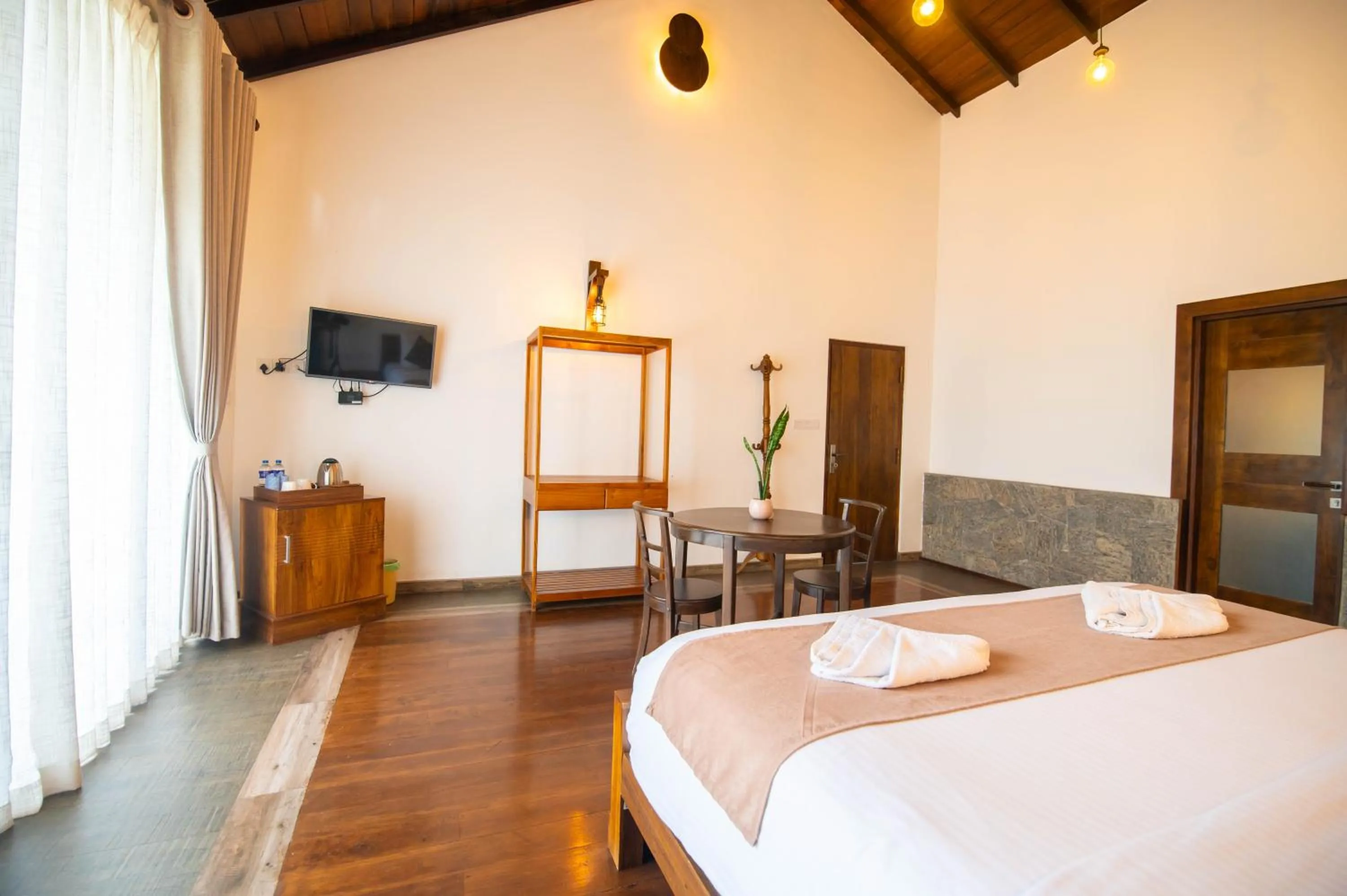 Bedroom, Bed in Grand Argyle Resort