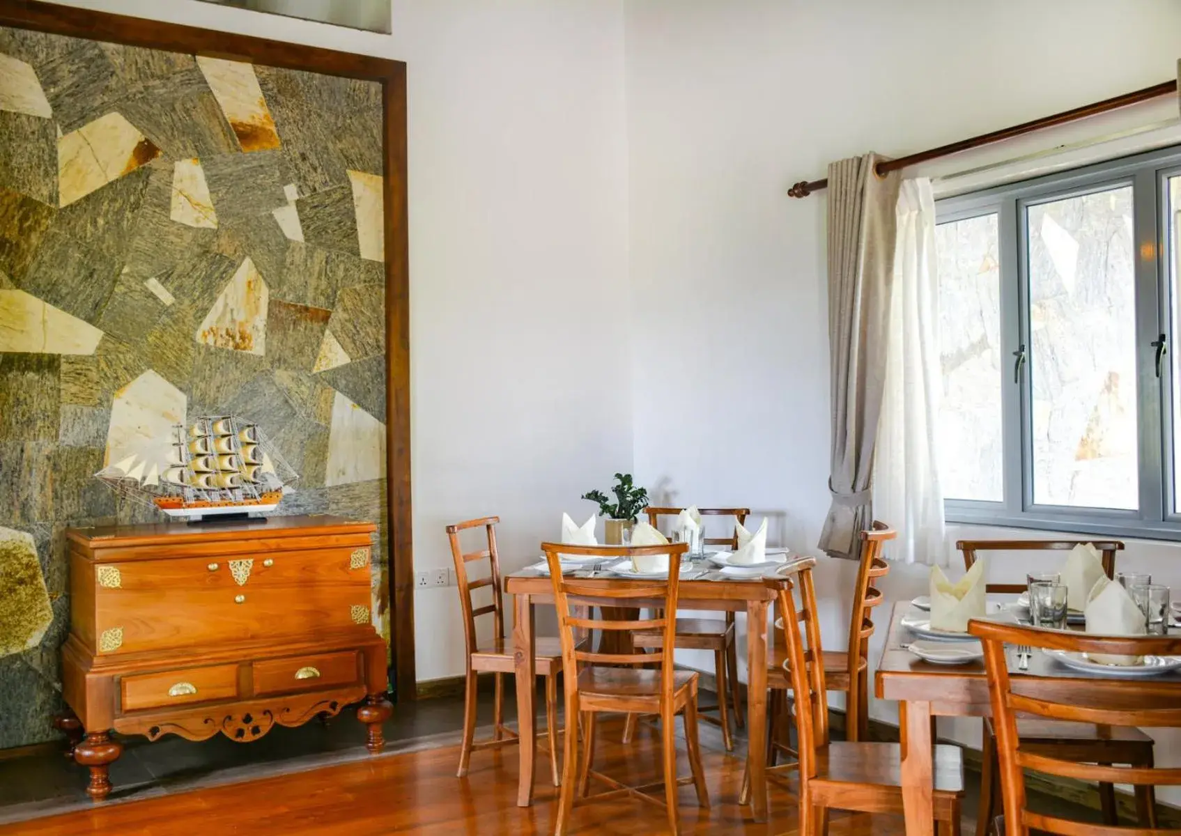 Restaurant/places to eat in Grand Argyle Resort Restaurant/places to eat in Grand Argyle Resort