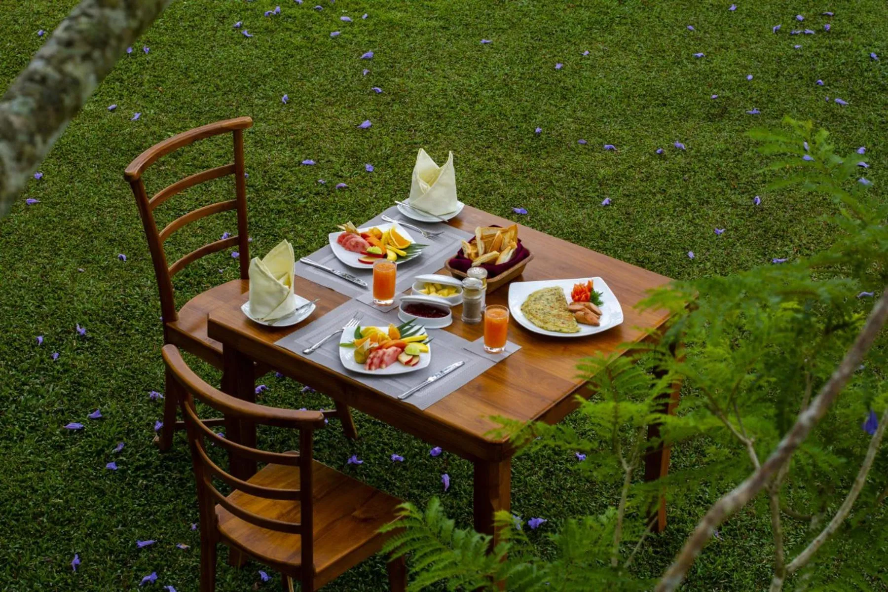 Food and drinks in Grand Argyle Resort