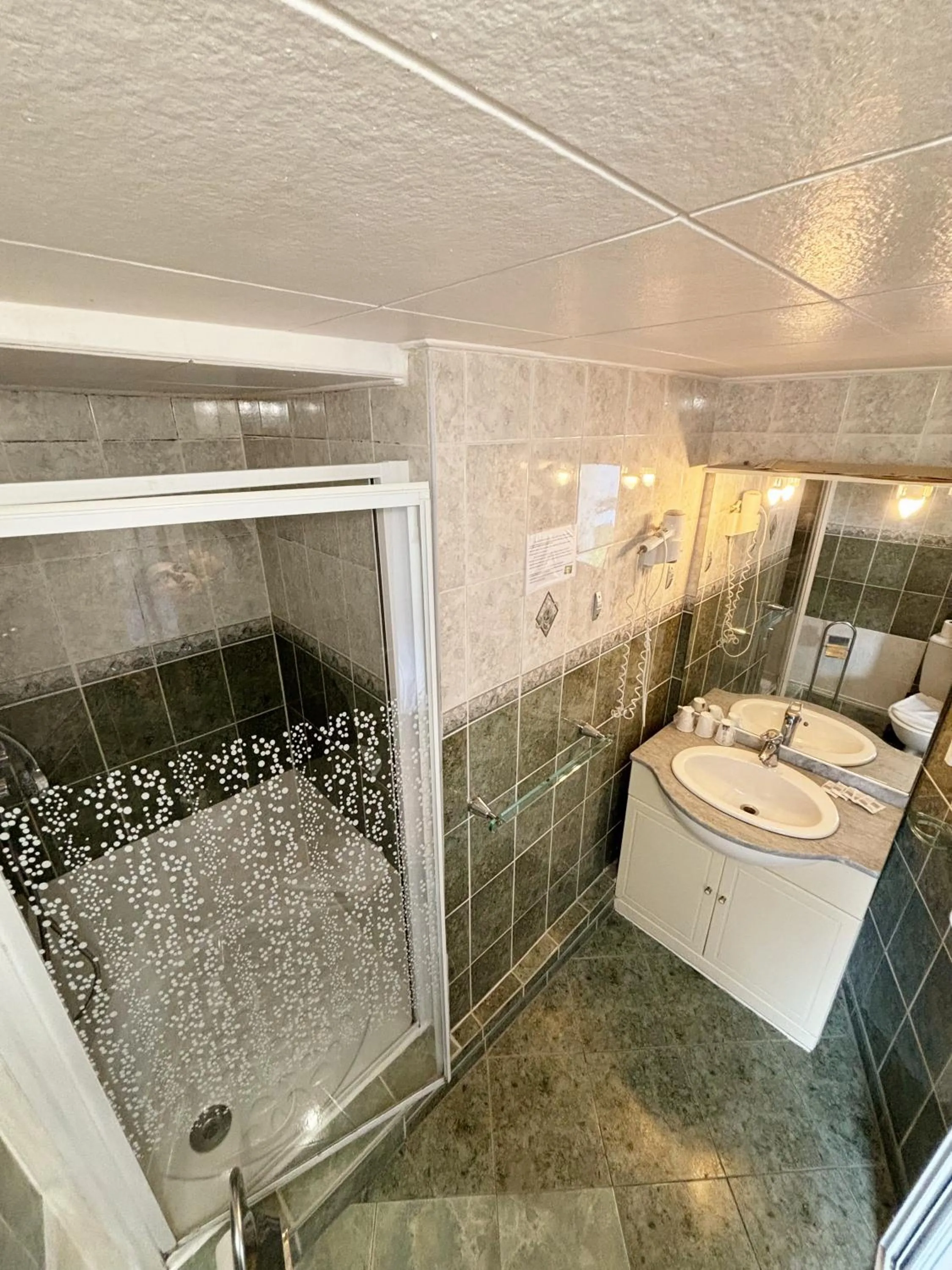 Hotel Le Divona "au coeur de Divonne"