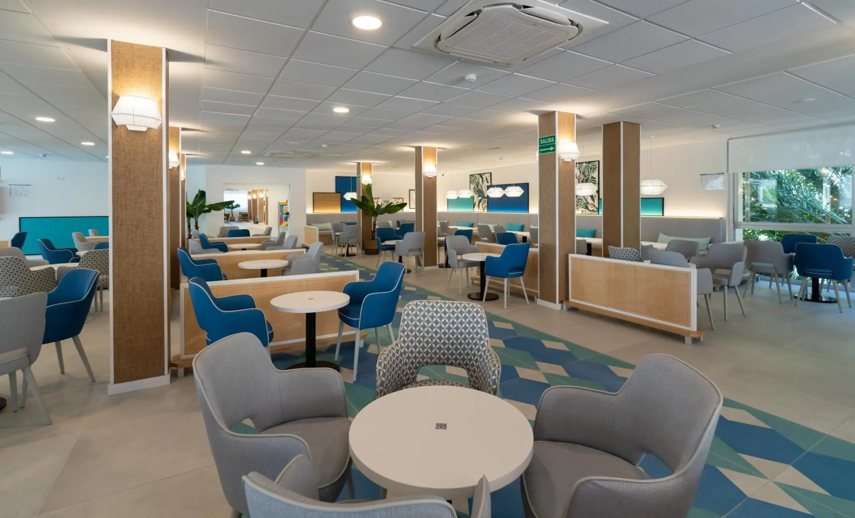 Living room in Medplaya Hotel Regente Living room in Medplaya Hotel Regente