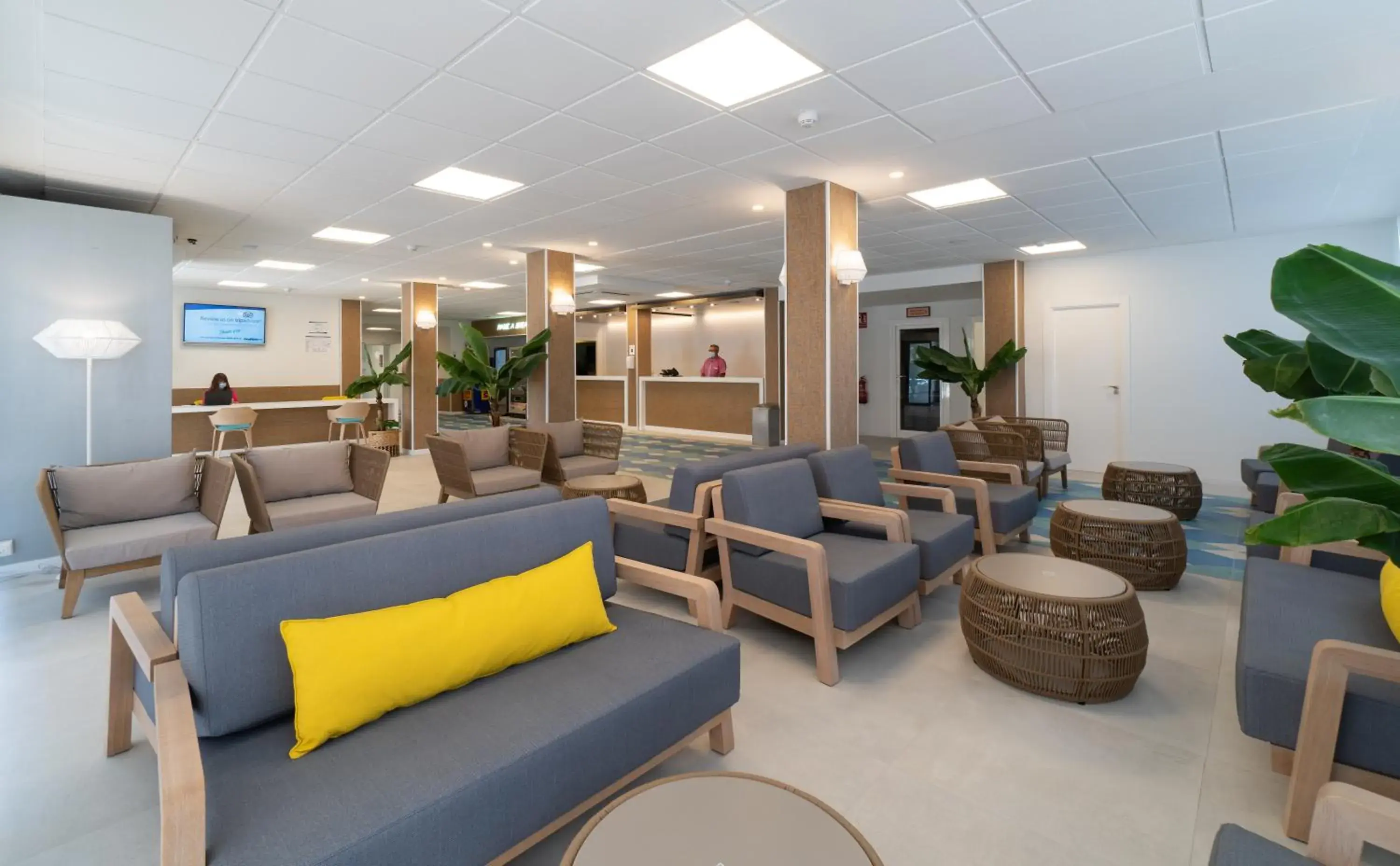 Lobby or reception in Medplaya Hotel Regente Lobby or reception in Medplaya Hotel Regente