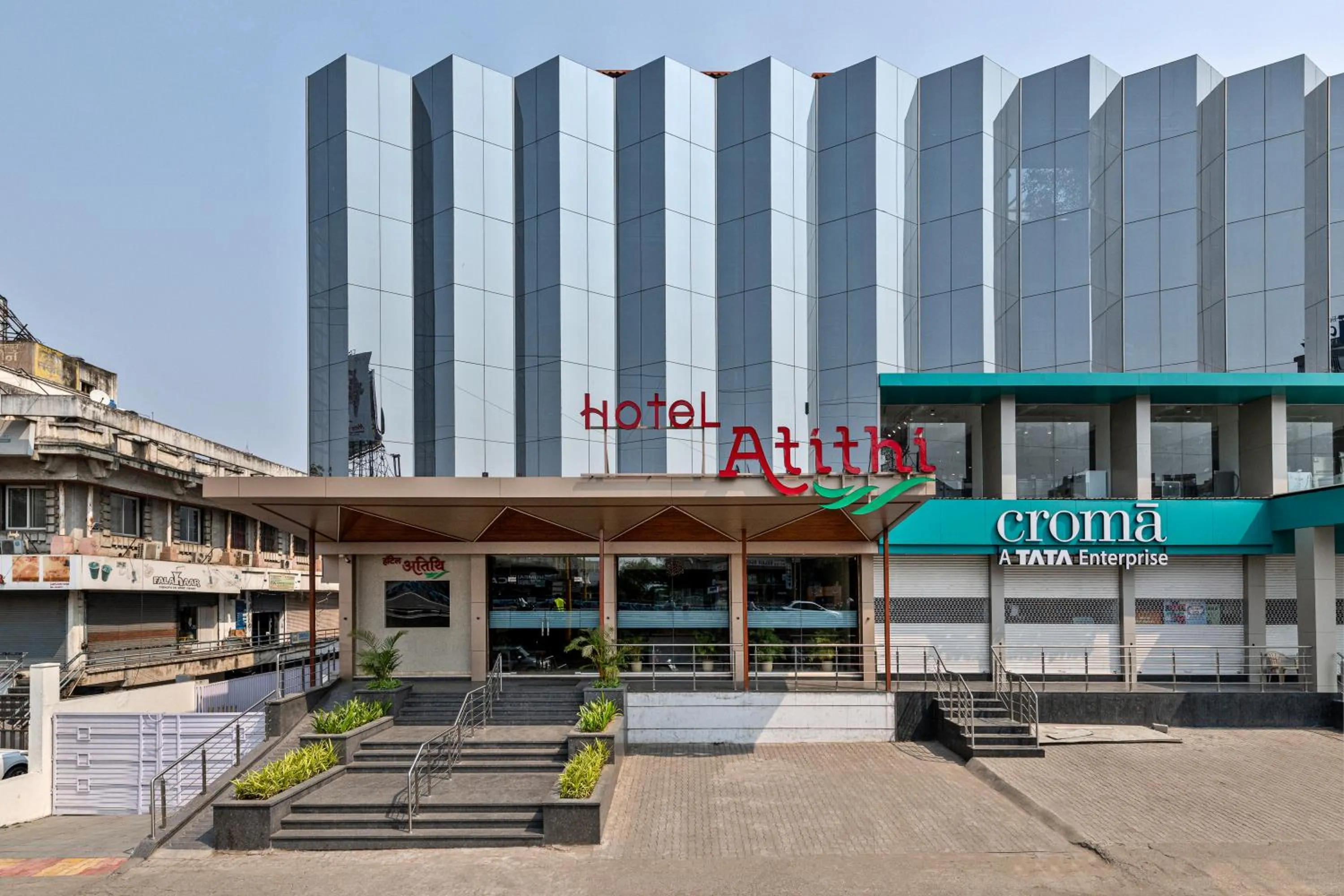 Property building in Hotel Atithi, Aurangabad