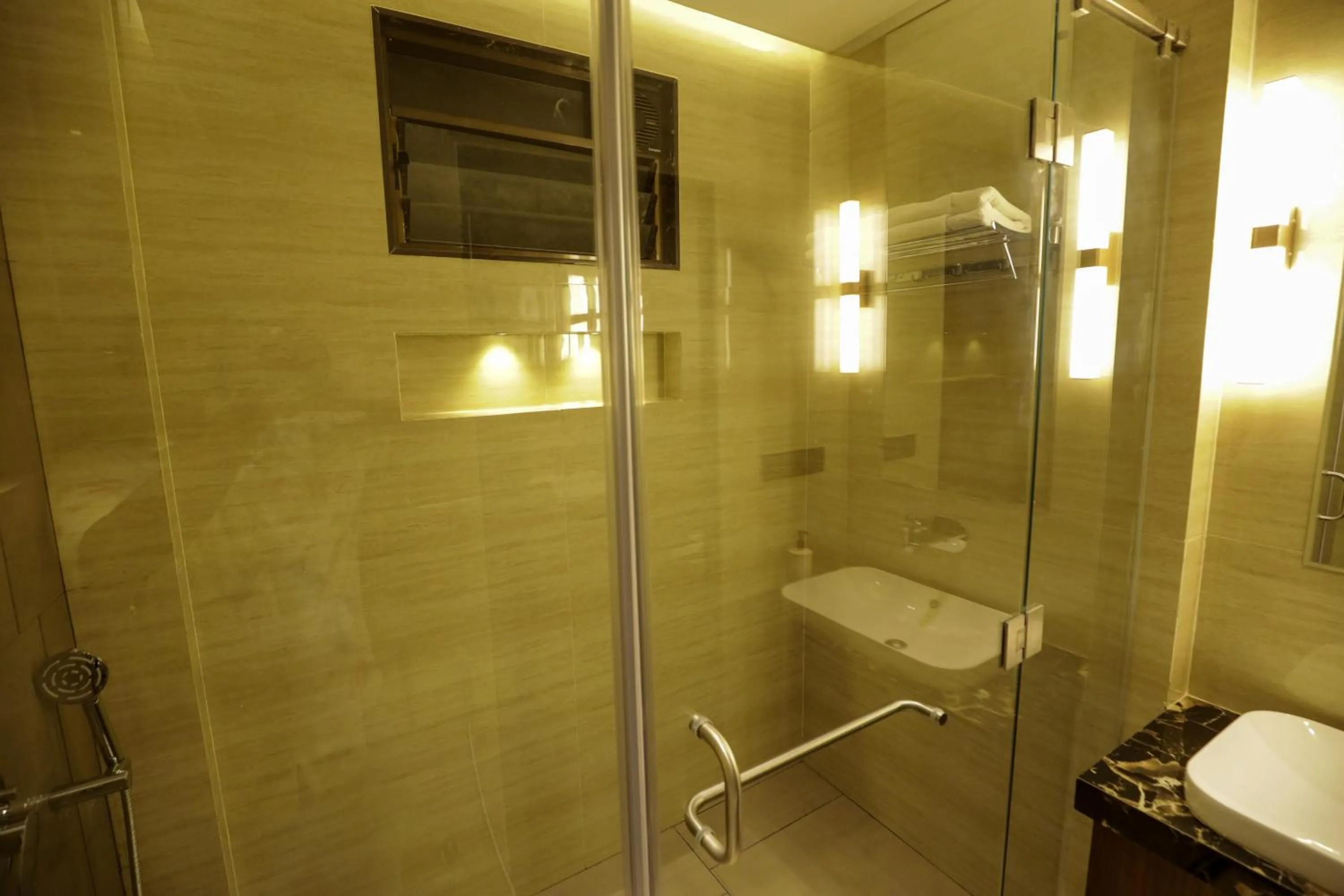 Bathroom in Hotel Atithi, Aurangabad