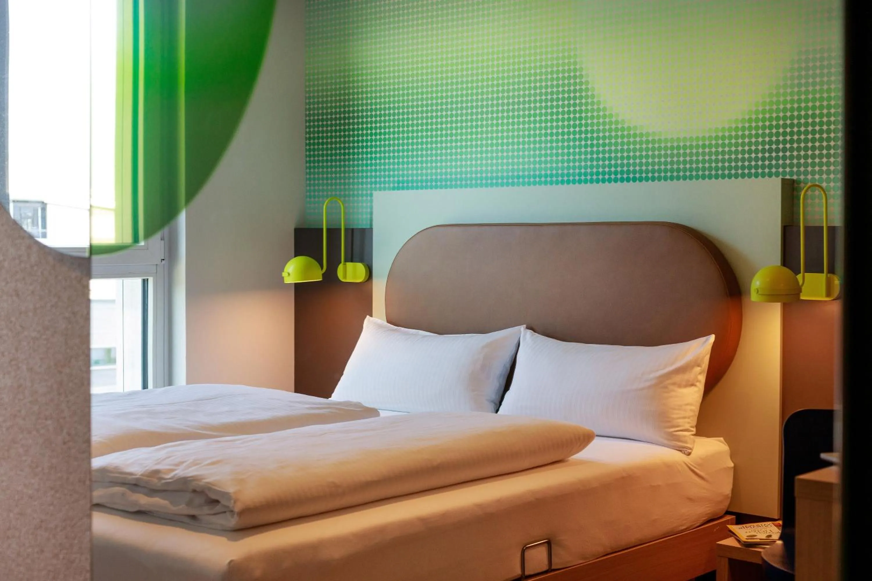 Photo of the whole room, Bed in LyvInn Hotel Frankfurt