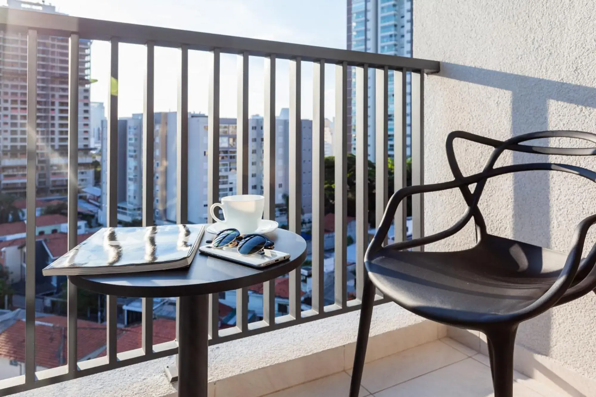 Day in Charlie Brooklyn Studios Day in Charlie Brooklyn Studios