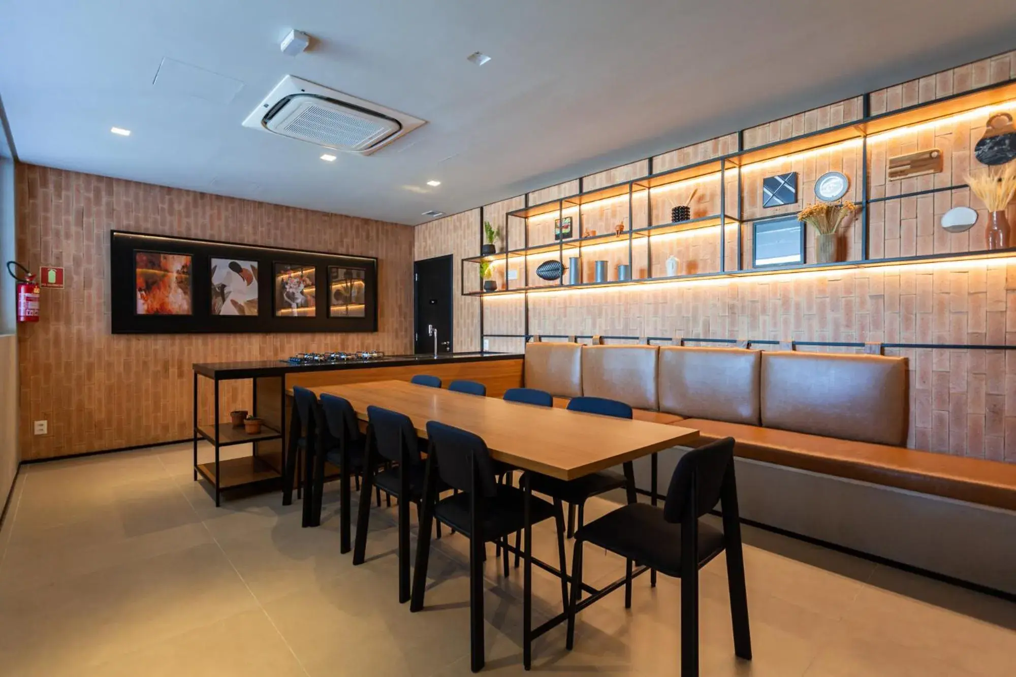 Property building in Charlie Brooklyn Studios Property building in Charlie Brooklyn Studios