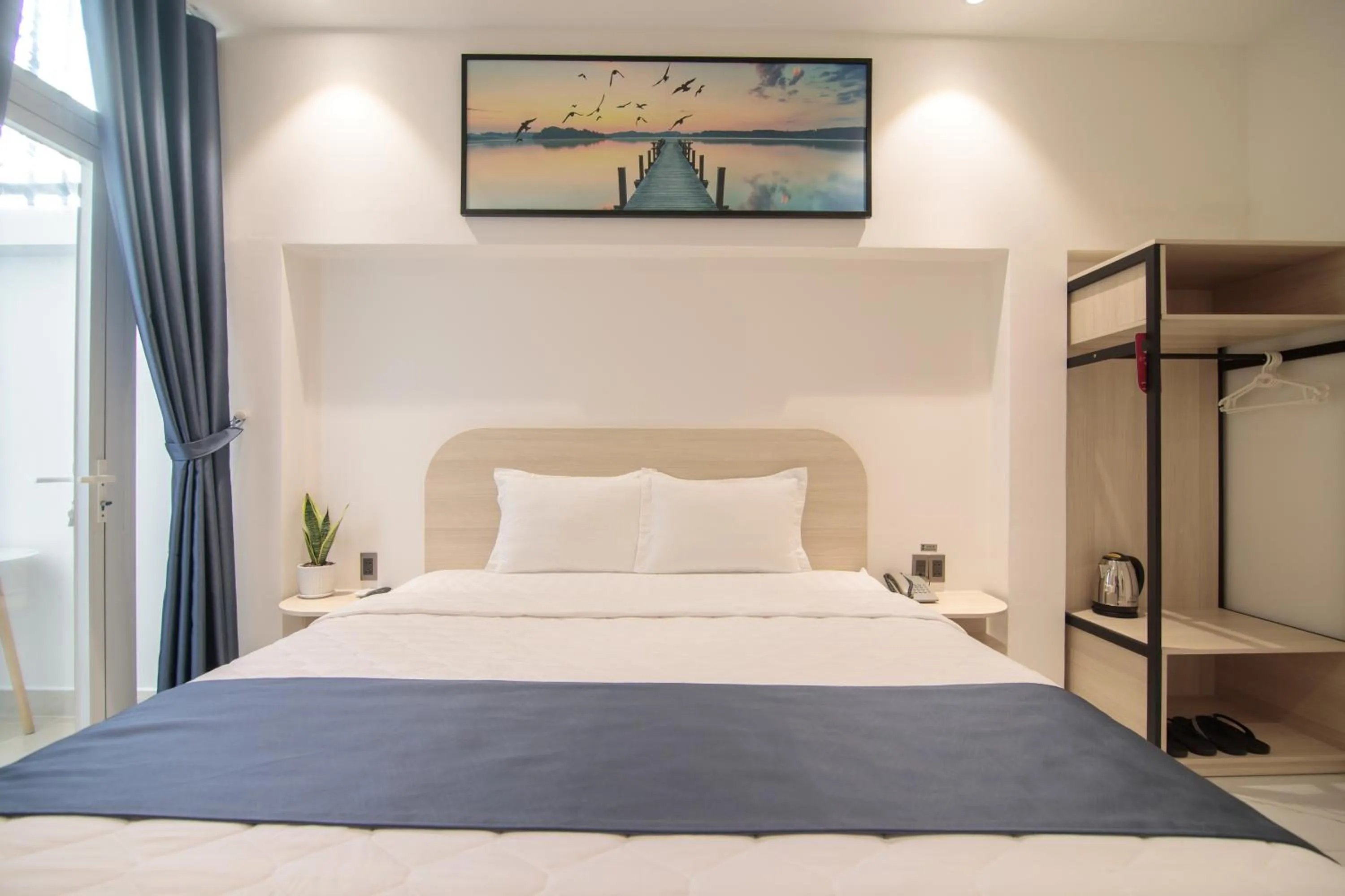 Property building, Bed in Bin Bin Hotel 8 - Near Sunrise City