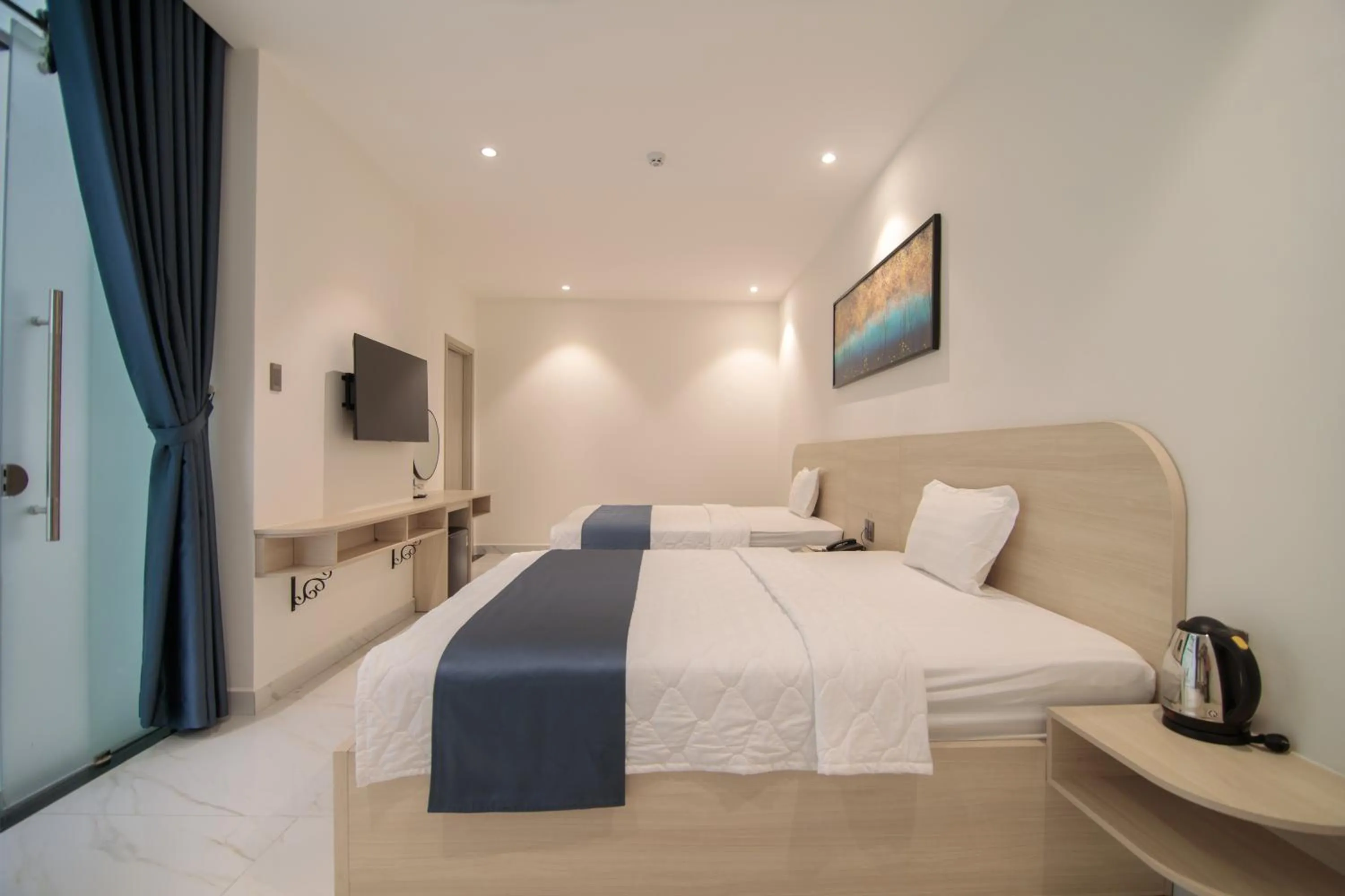 Bedroom, Bed in Bin Bin Hotel 8 - Near Sunrise City