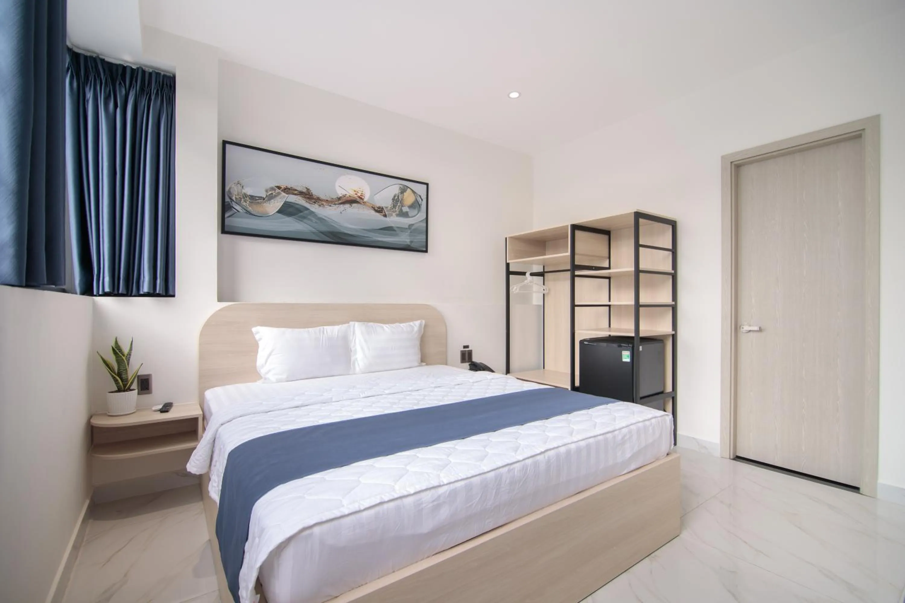 Property building, Bed in Bin Bin Hotel 8 - Near Sunrise City