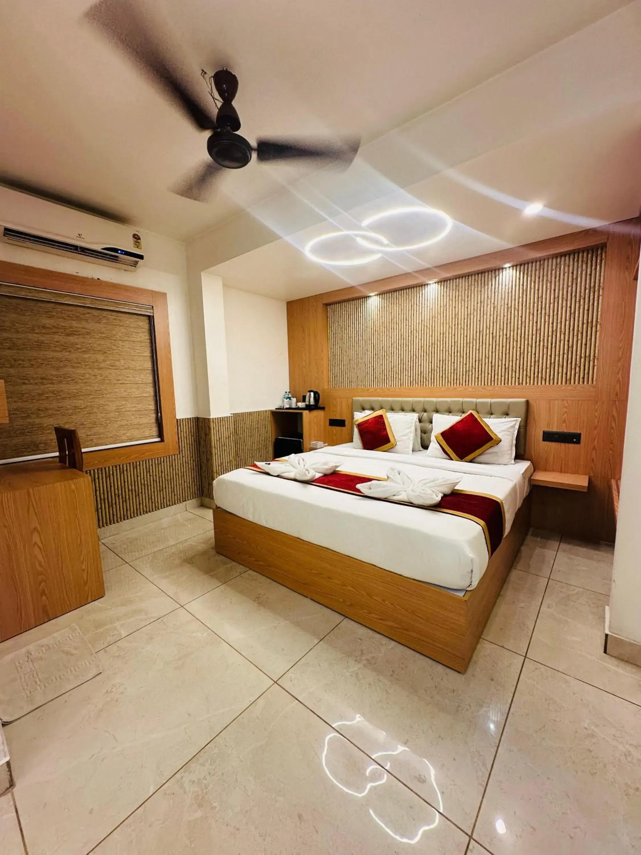 Bedroom, Bed in Hotel Feathers Bedroom, Bed in Hotel Feathers