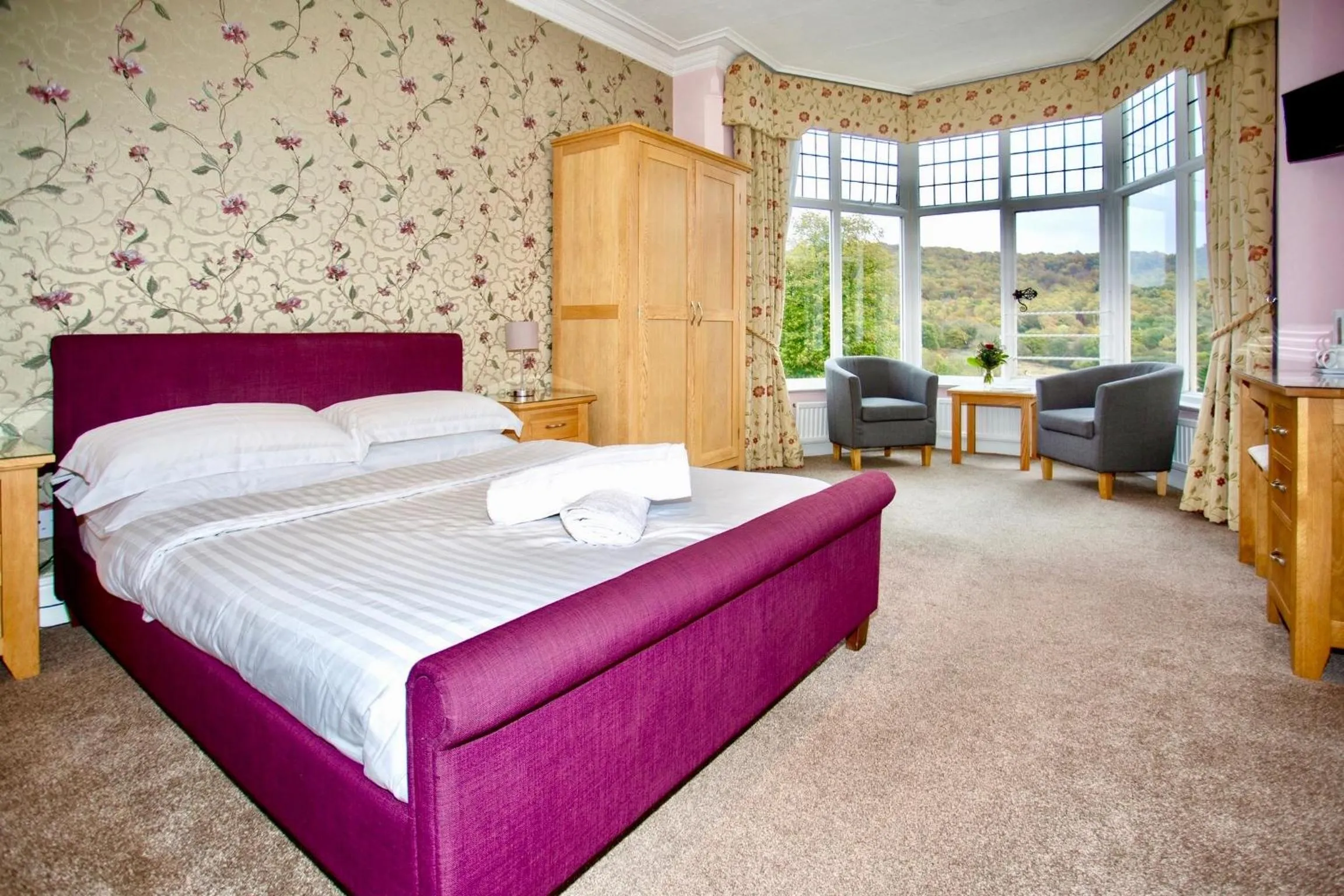 Bedroom, Bed in Sir William Hotel