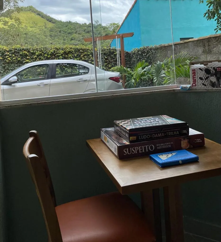 children in Pousada Renovo da Serra