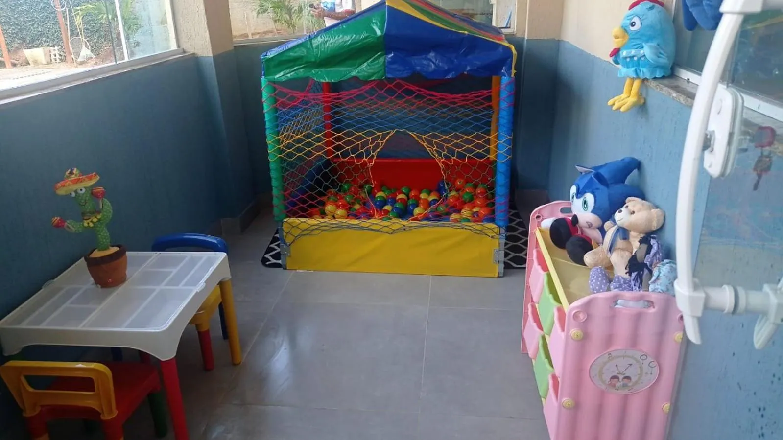 children in Pousada Renovo da Serra