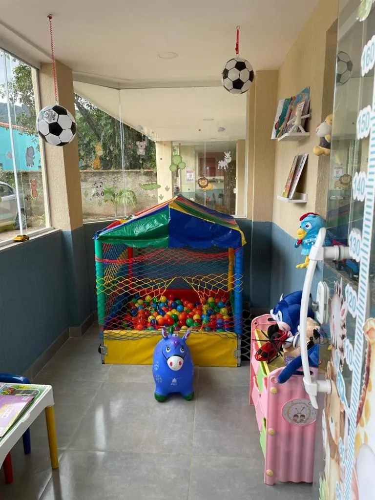 children in Pousada Renovo da Serra